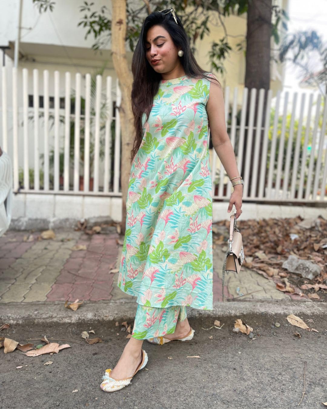 ANNI Designer Ensemble Kurta d'été floral pour femme | Ensemble Kurta en coton pour femme | Ensemble Kurti pour femme | Ensemble élégant en coton mélangé Kurtis et pantalon