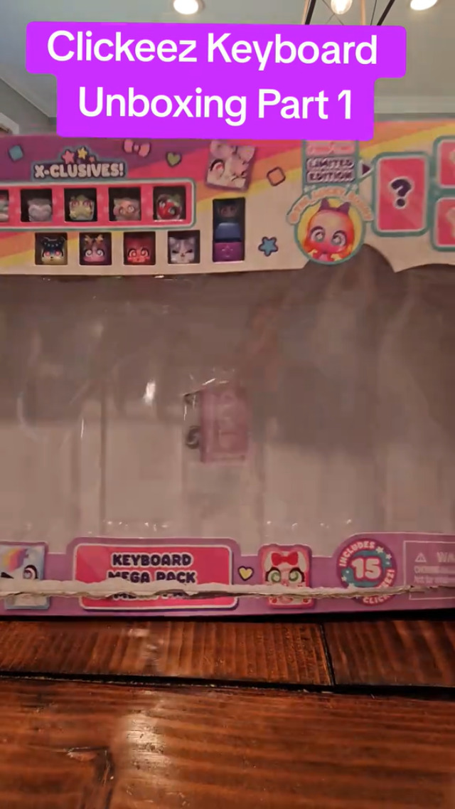 Watch ClicKeez Keyboard Blind Unboxing Part 1 on Amazon Live