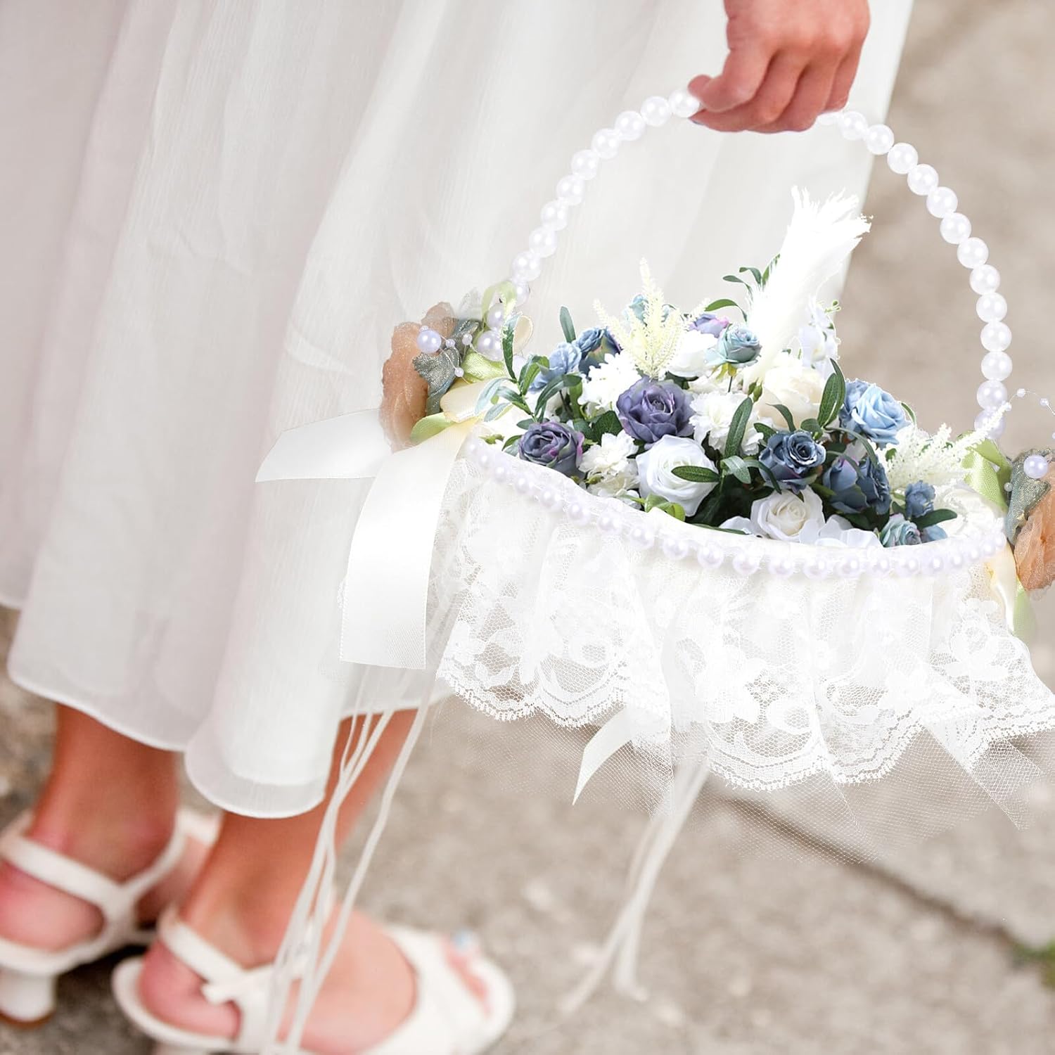 Wedding Flower Girl Basket Rustic Satin Lace Artificial Flower Basket with Handle Pearl Decoration for Garden Wedding Ceremony Supplies