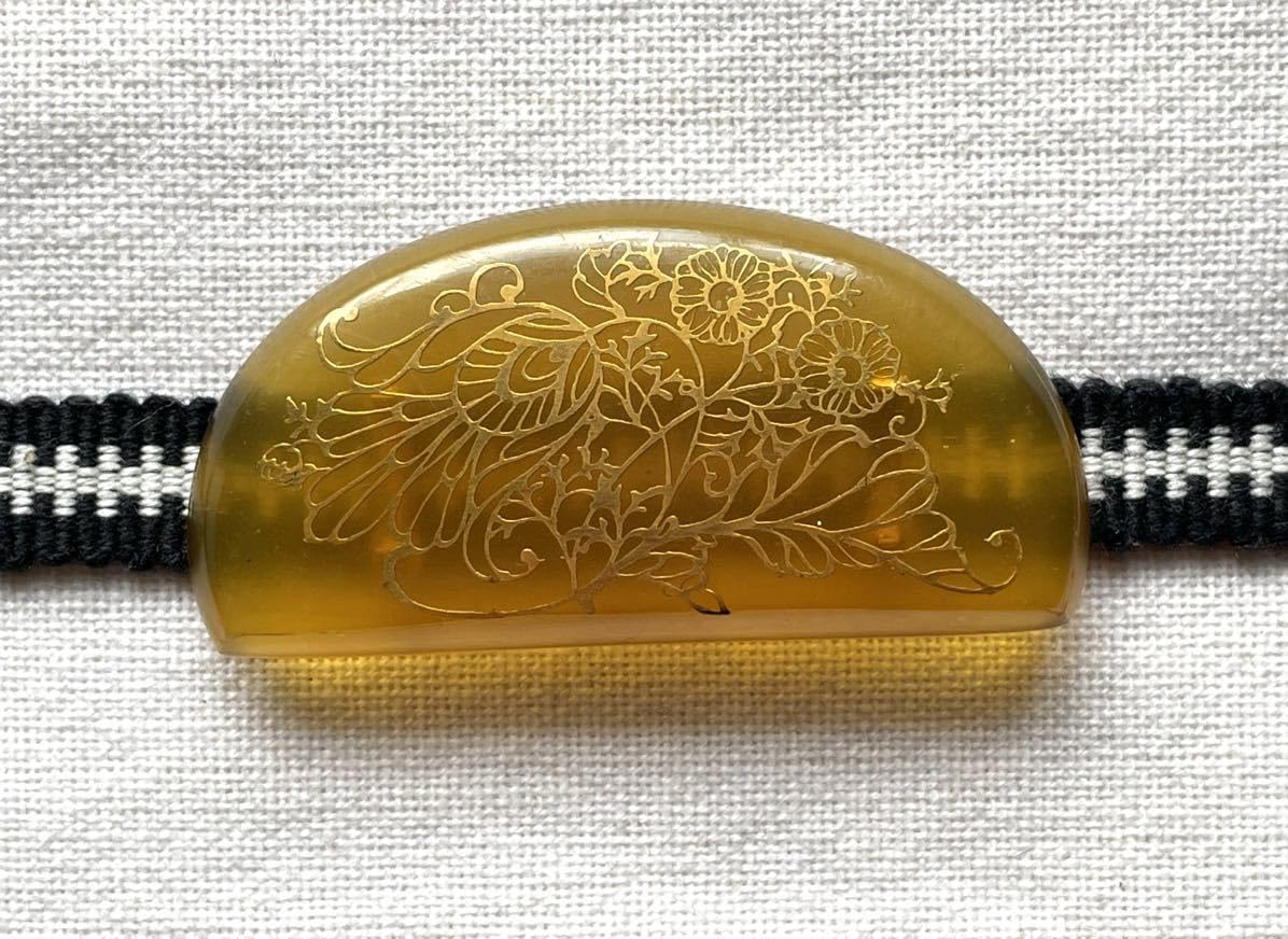 Amazon.co.jp: NO.1207 帯留め べっ甲風 鼈甲調 金細工？花葉紋様 二分