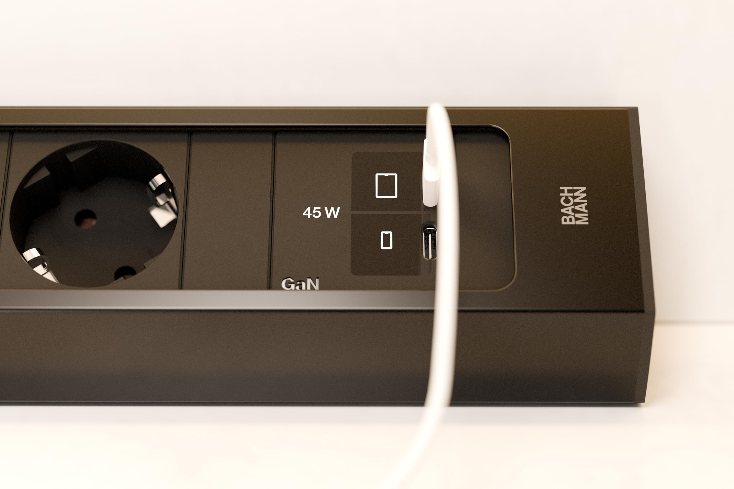 BACHMANN Listwa zasilająca Casia listwa zasilająca z wieloma gniazdami ściennymi (czarna, potrójna + USB C/C 45 W)