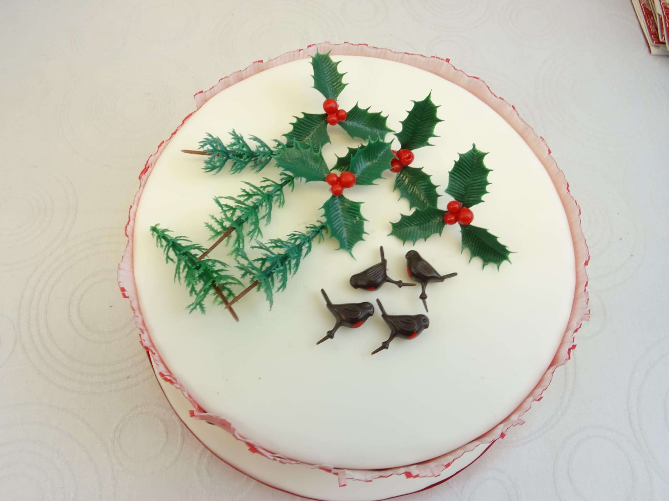 The Cake Emporium Ltd Red Christmas Cake/Yule Log Toppers Holly Leaf - Christmastree - Robin - X 4 Each Decorations