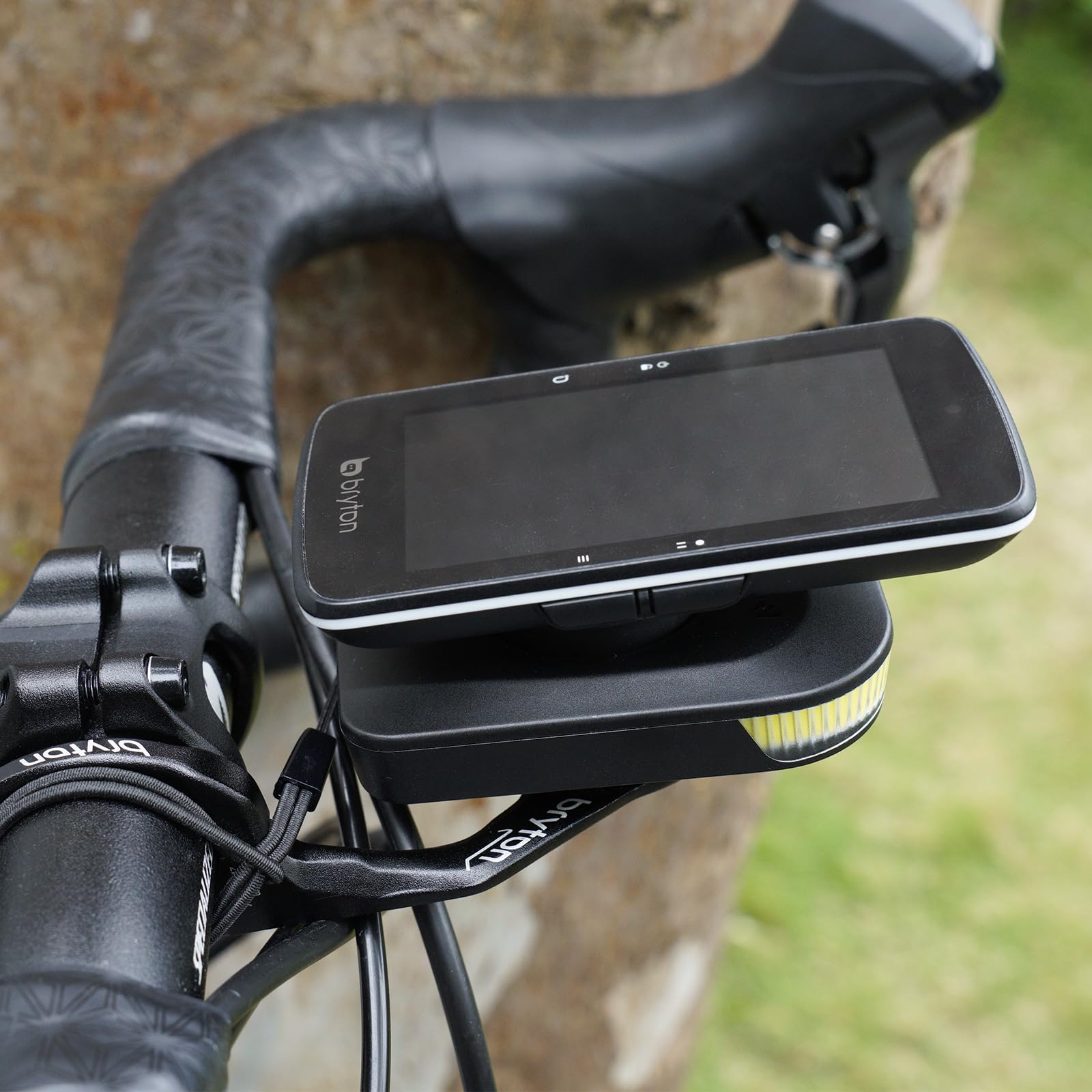 Ravemen Garmin Mount With Light Holder RAVEMEN AOM03 Out Front