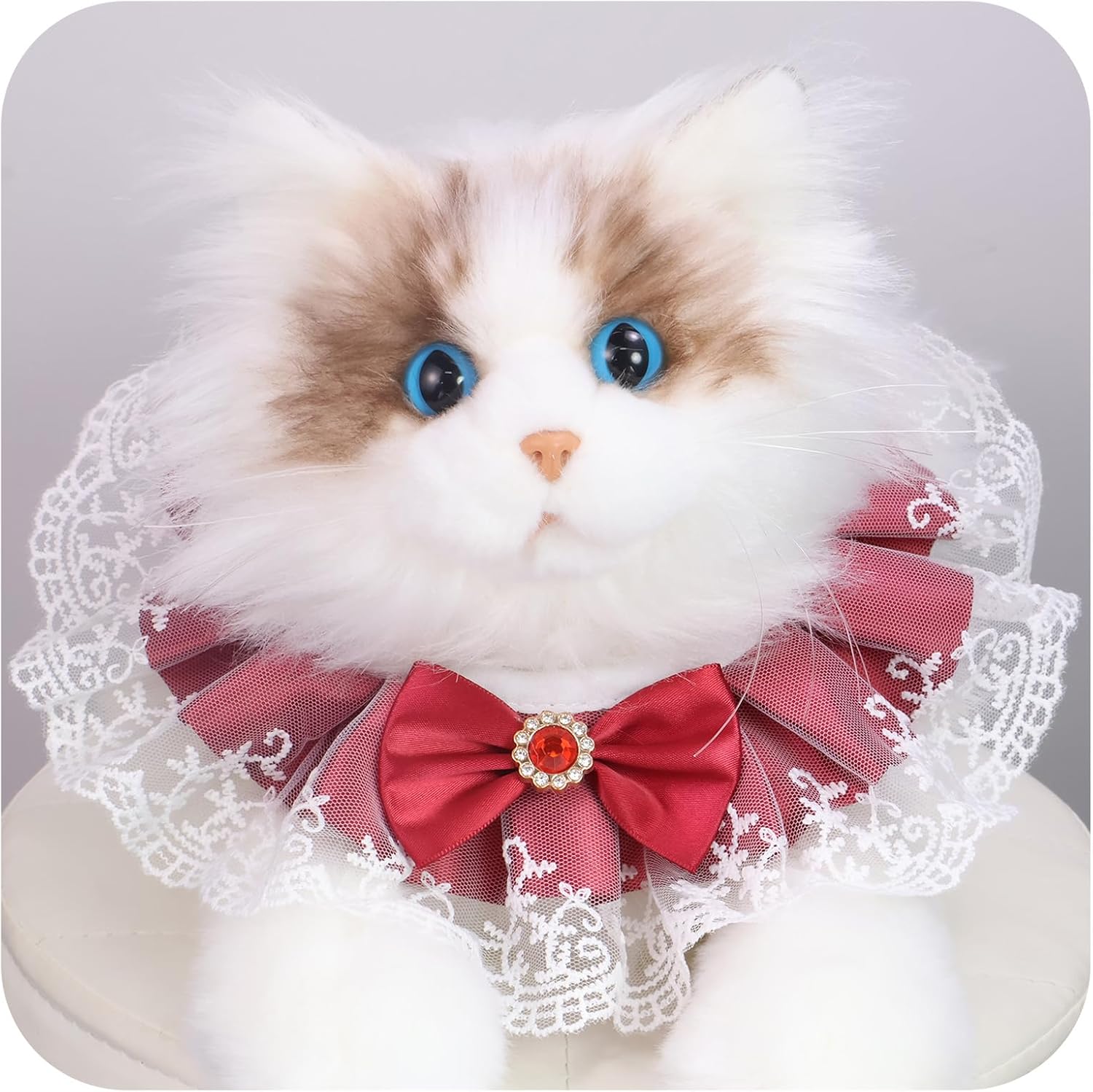 Elegant Lace Pet Scarf, Exquisite and Fashionable, a Must-Have for Cute Pets, Sweet Atmosphere, Noble and Cute, Unique Charm.