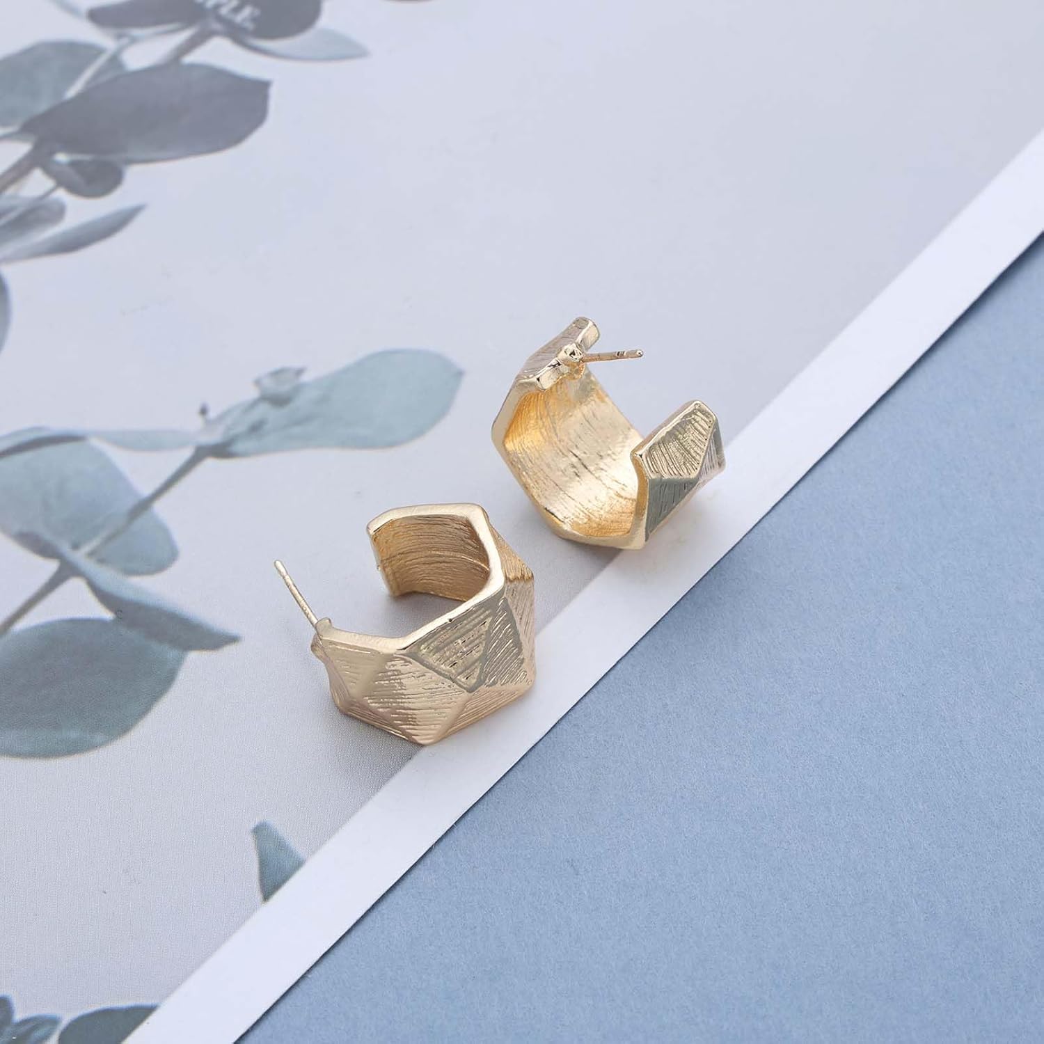 Boho Chunky Irregular Hoop Earrings Metal C Shape Earrings Gold Open Hoop Earring Geometric Drop Earring for Women - Image 4