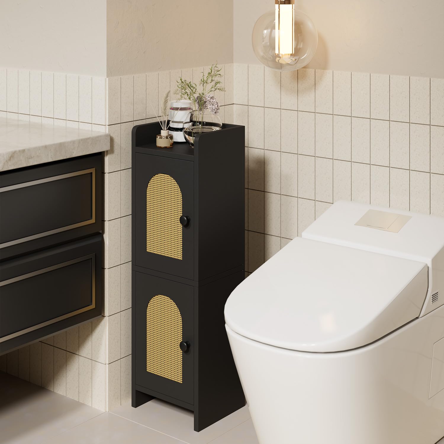 IBUYKE Kleiner Badezimmerschrank mit Rattantür, schmaler Toilettenpapierhalter, Standschrank mit verstellbaren Einlegeböden, platzsparender Organizer für Toilettenartikel WBS001B
