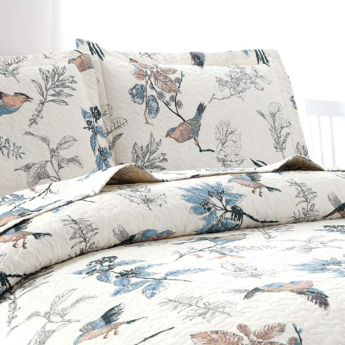 VITALE Queen Size Summer Bedspread Set Jacquard Birds Floral Quilts Coverlet Set Full/Queen with Queen Pillow Shams,Lightweight Bedspreads Home Decor Blue Cream