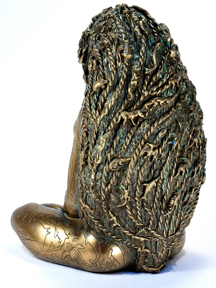 Amazon.com: Pacific Trading Millennial Gaia Statue - Bronze Finish
