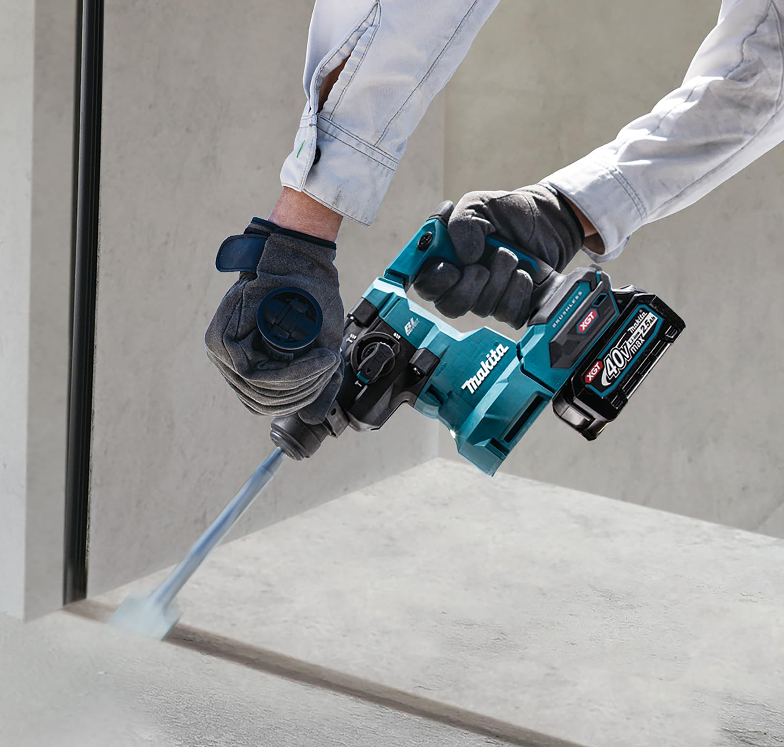 Makita HR010GD201 młot akumulatorowy SDS-PLUS 40 V maks. / 2,5 Ah, 2 akumulatory + ładowarka w Makpac