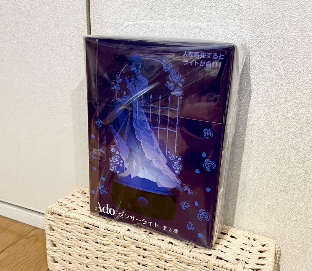 ☆レア☆ラウワン限定　ado センサーライト　書き下ろしデザイン　アド　アクリル Amazon.co.jp: Ado センサーライト 書き下ろし アクリルスタンド