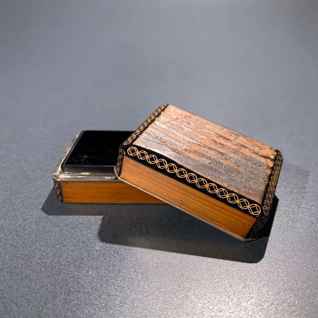 香合　古材　七宝蒔絵　大亀老師書付・花押　大徳寺　R0803ダP 香合 古材 七宝蒔絵 大亀老師書付・花押 大徳寺 R0803 ダP 立花大亀