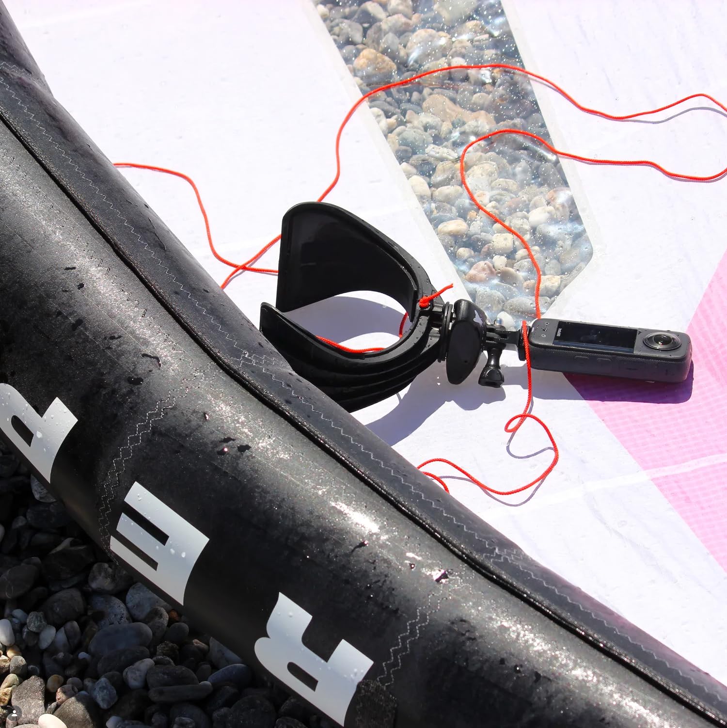 Soporte de ala Aero-130 para cámaras de acción. Compatible con todas las cámaras GoPro.