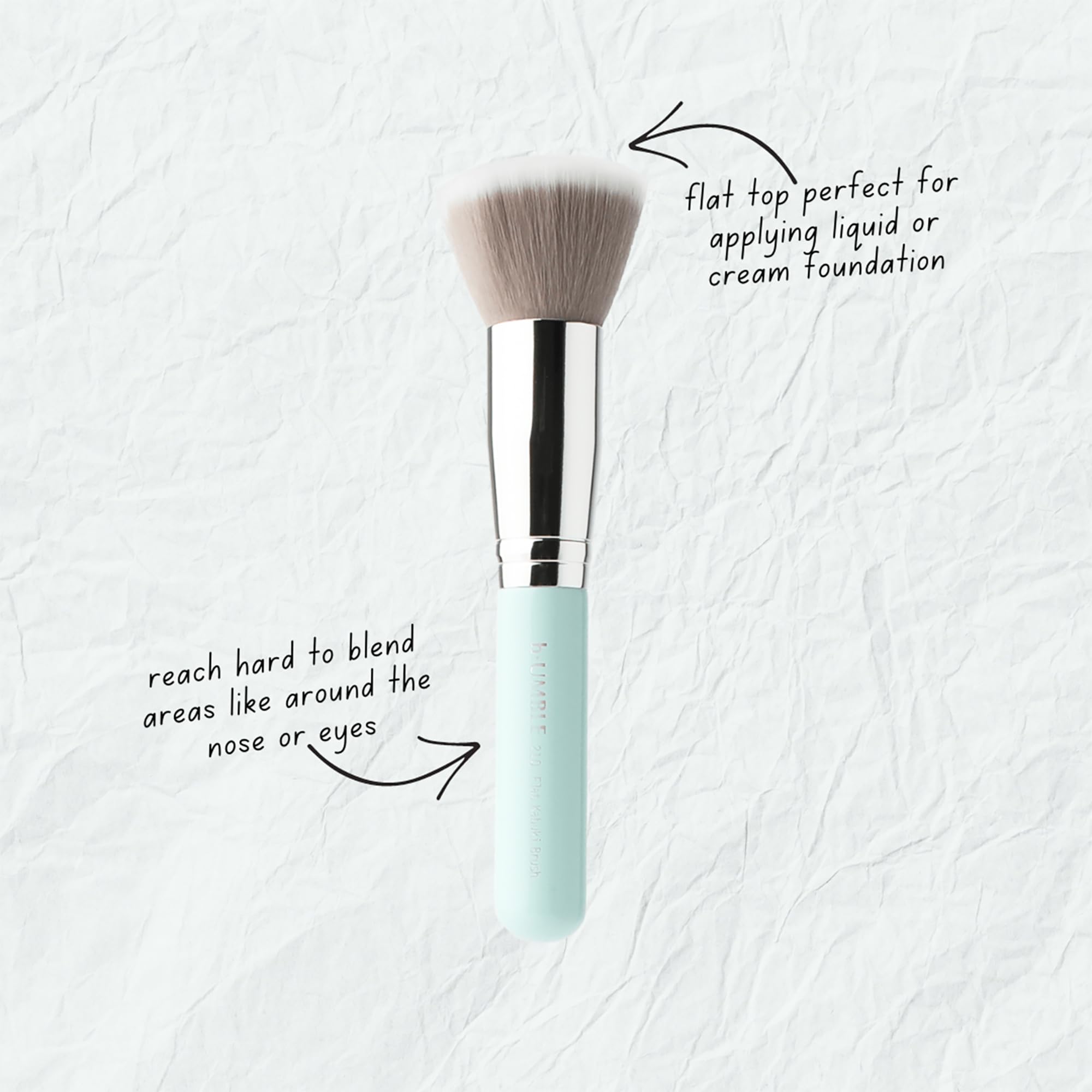 210 Flat Kabuki Brush - Makeup Brushes for Seamless Finish - Ideal for Cream and Liquid Makeup Products - Vegan, Cruelty-Free - 1 pc