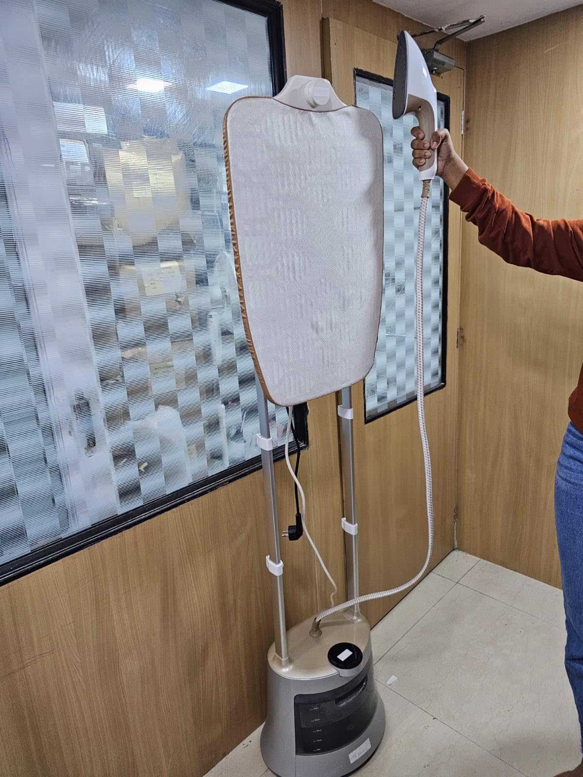 Buy Rossmann Garment Steamer 2400 Watts Ultra High Pressure Steam