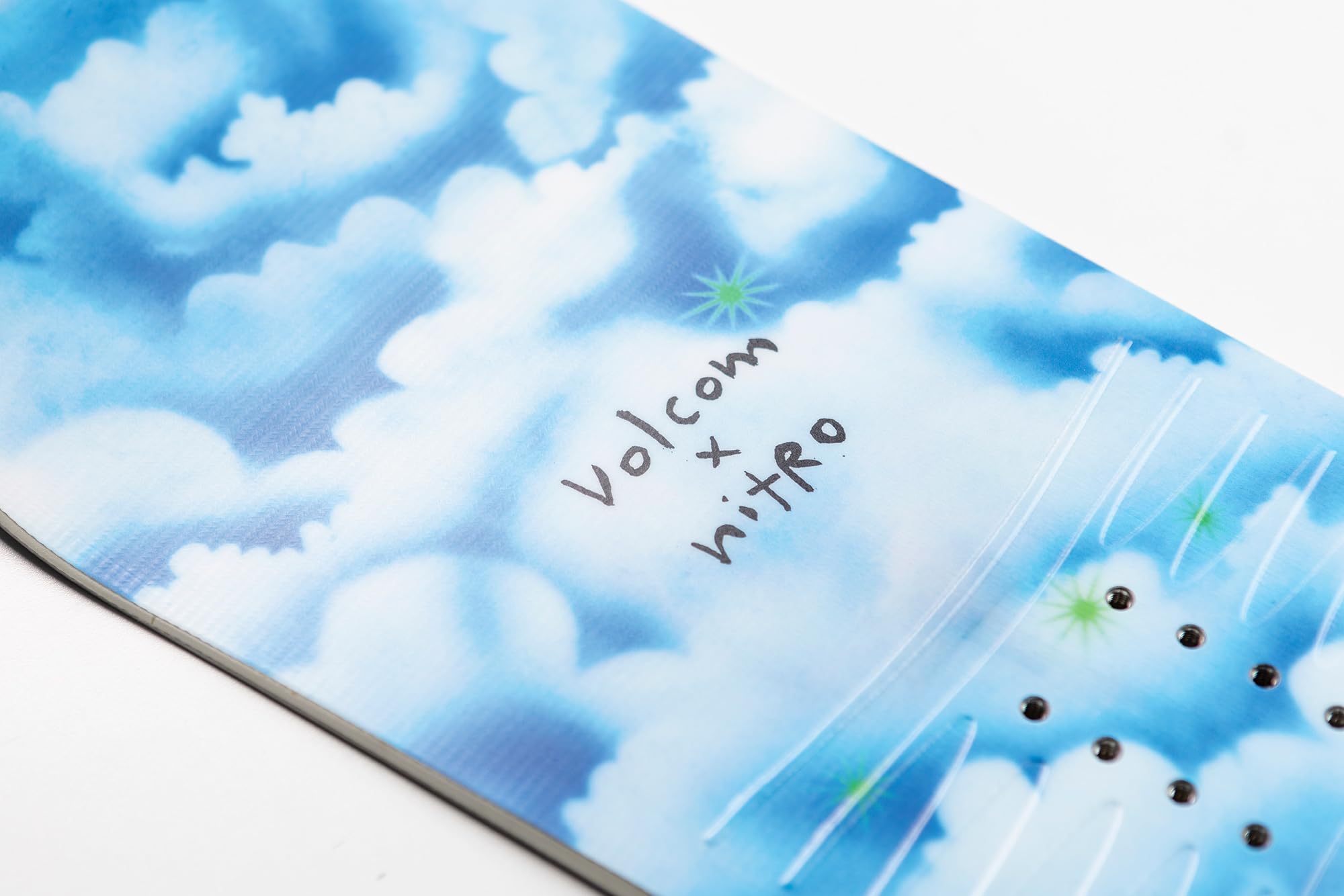 Nitro Snowboards Jungen Ripper Kids X VLCM ´24, Allmountainboard, Twin, Flat-Out Rocker, Softride
