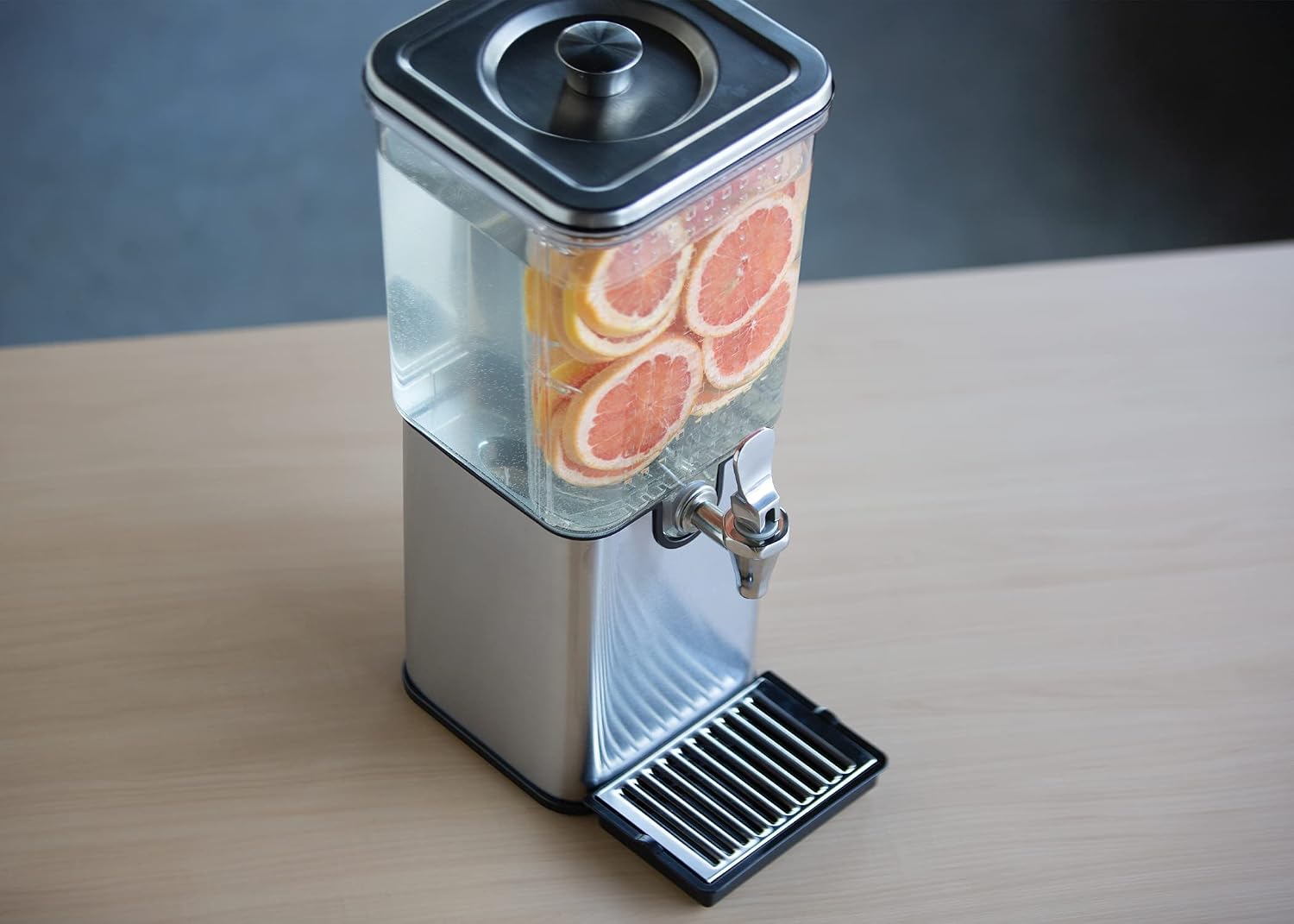 Service Ideas SCD15SS Square Infusion Beverage Dispenser, Removeable Infuser Wall, Stainless Steel, NSF, 1.5 Gallon, Brushed