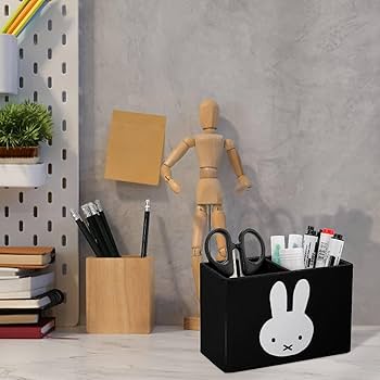 ミッフィーのおうち　ペン立て　小物入れ　ペンスタンド 楽天市場】ミッフィー アクリル ペンスタンド 小物入れ 文具