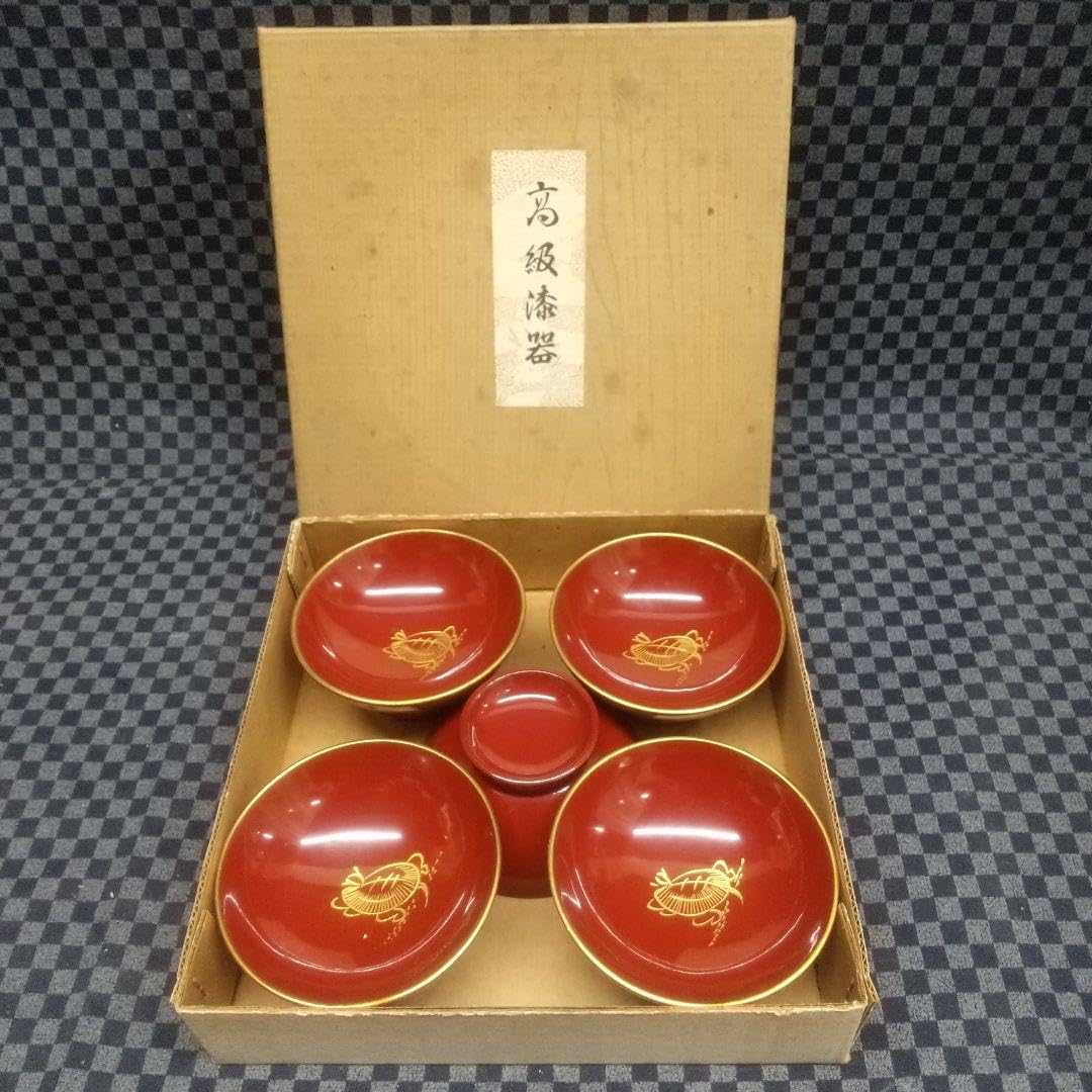 Amazon.co.jp: 木製古代朱本金沈金盃亀 5個 川連漆器 : ホーム＆キッチン