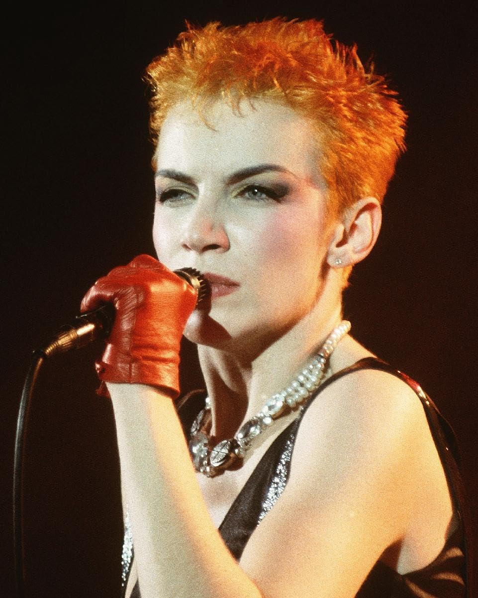 Worldphotographs Eurythmics - Annie Lennox (1983) 10X8 Photo