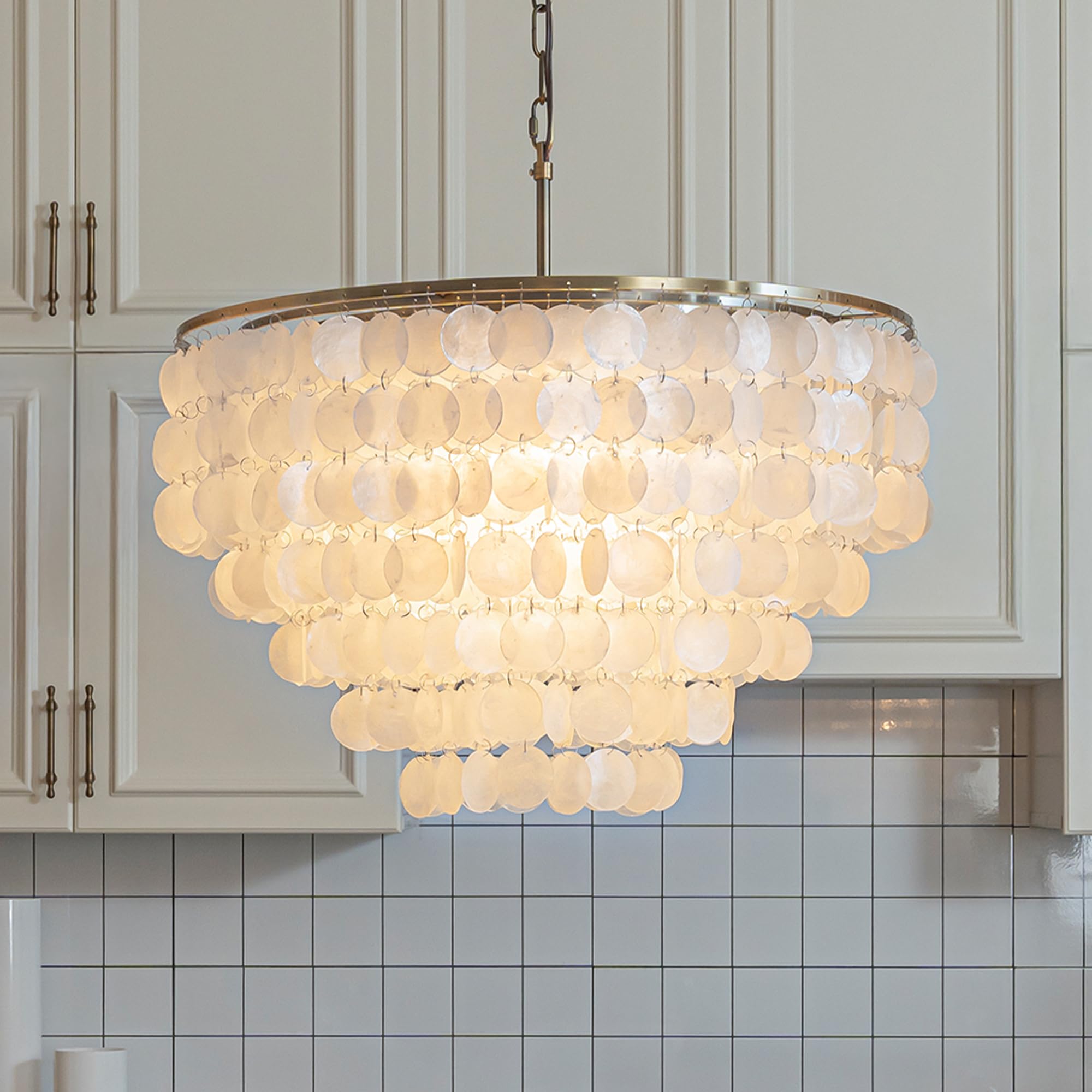 ALOADECOR 6-Light Coastal Natural Capiz Shell Tiered Chandelier