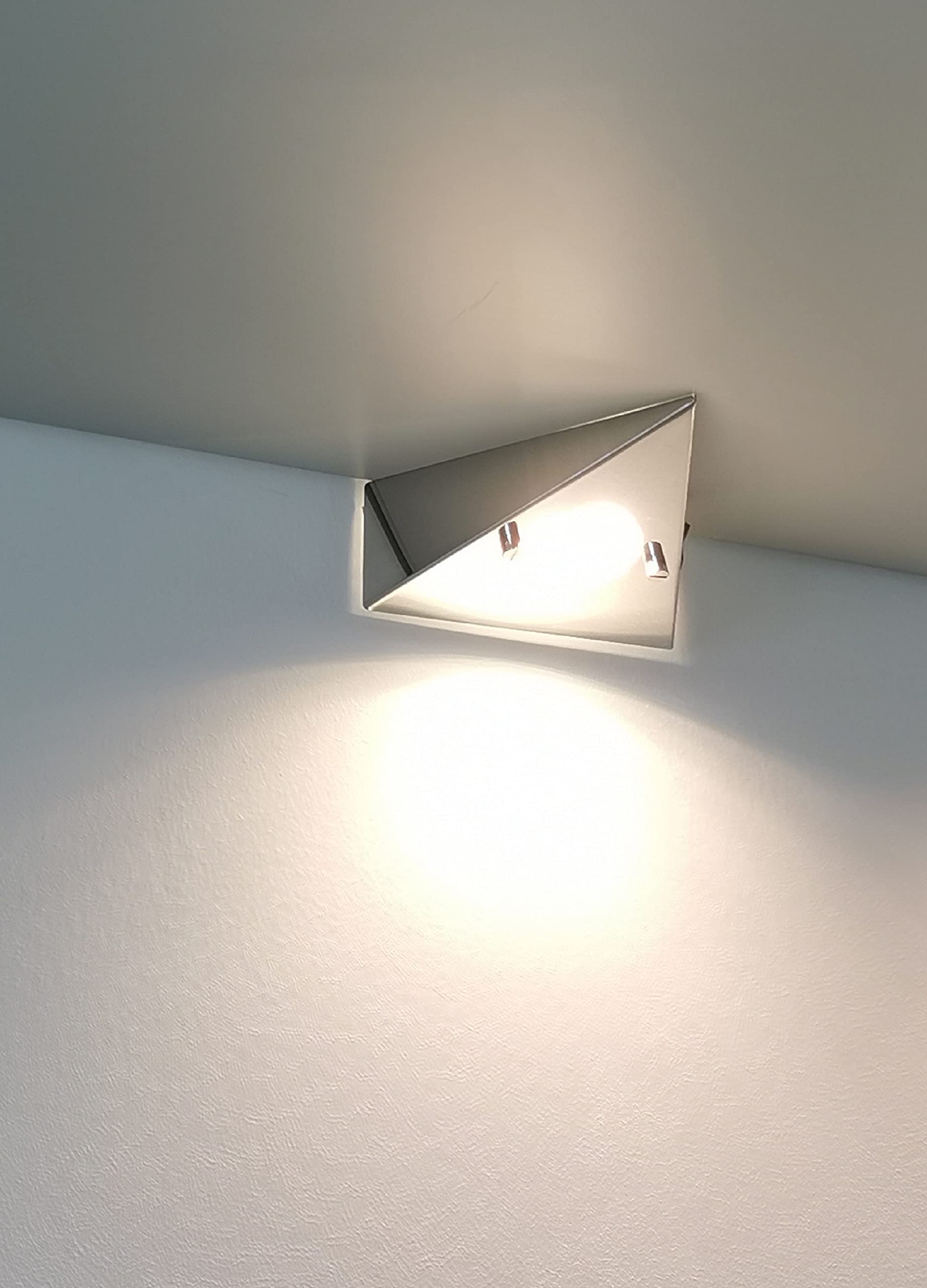 Trango 4er Set 6739-42N Küche Unterbauleuchte inkl. 4x 4,8 Watt LED Modul 3000K warmweiß *COOK* Einbauleuchte - Einbaustrahler aus Edelstahl Dreieckleuchte m. Schalter, Schrankleuchte, Küchenleuchte