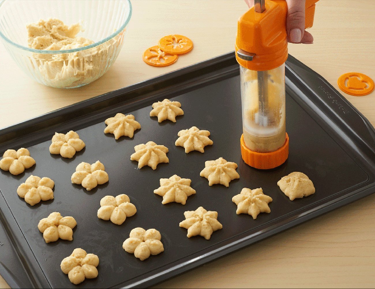 Cookie Press Kit for DIY Biscuit Maker and Decor with 12 Cooking