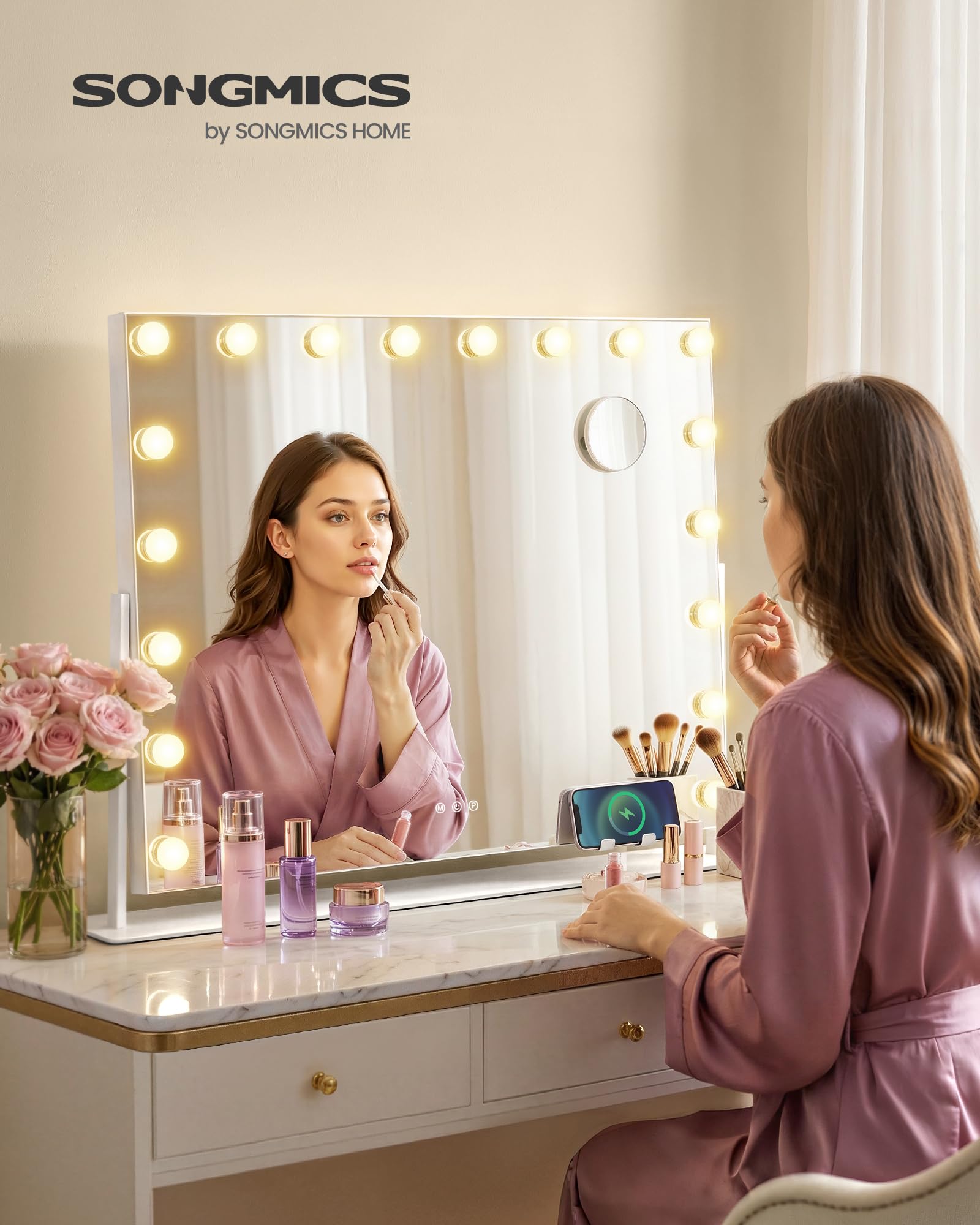 SONGMICS Miroir de Maquillage avec Lumières, 80 x 60 cm, 18 Ampoules LED, Ports de Charge, Miroir Grossissant Détachable 10x, 3 Températures de Couleur, Support de Téléphone, Blanc Mat LWM003WC02