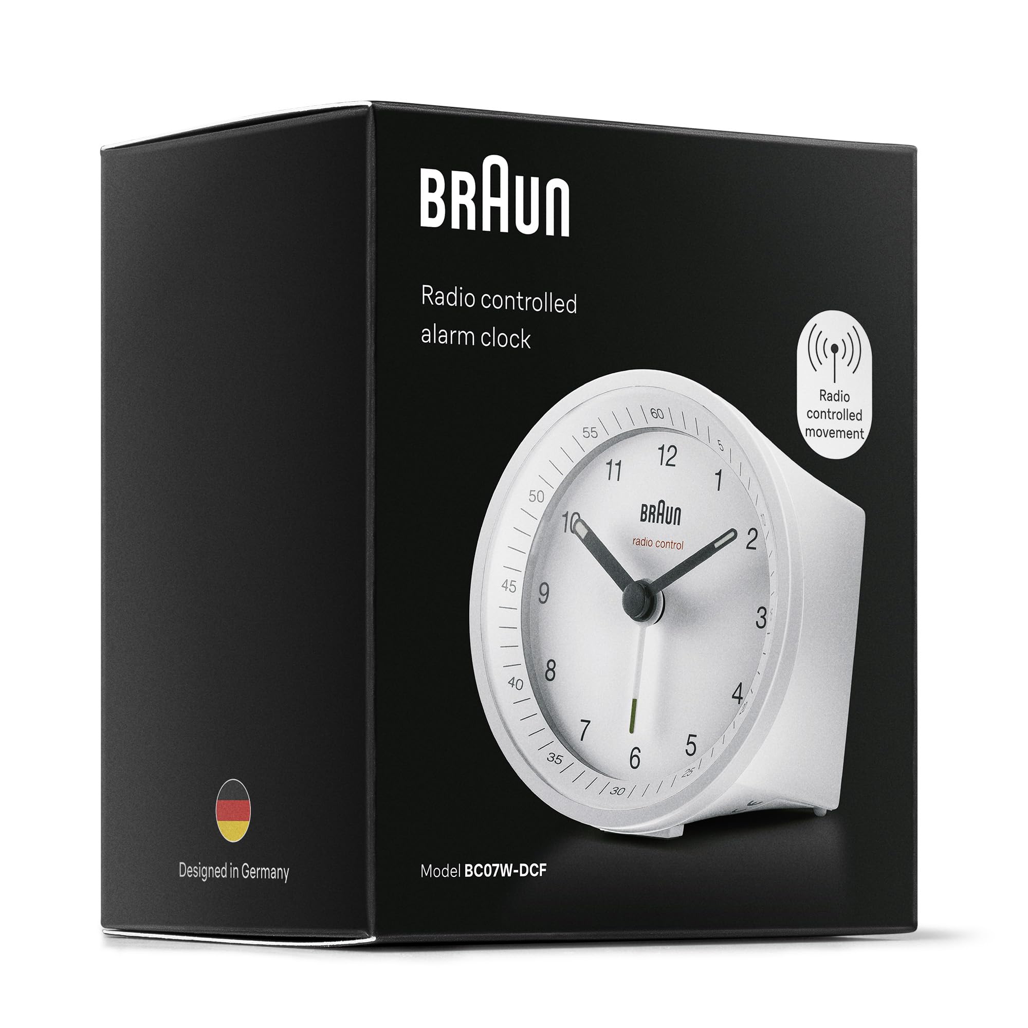 Klassischer analoger Funkwecker von Braun für die Mitteleuropäische Zeitzone (MEZ/GMT+1) mit Schlummerfunktion und Beleuchtung, ruhigem Uhrwerk, Crescendo-Alarm in Weiß, Modell BC07W-DCF