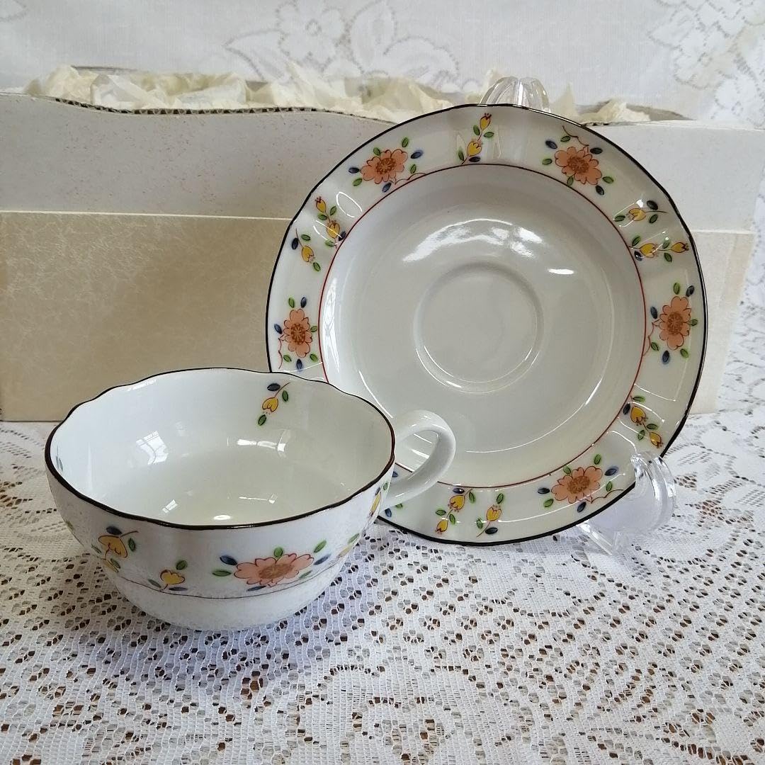 Amazon.co.jp: たち吉 5客 カップ&ソーサー 京草花 : ホーム＆キッチン