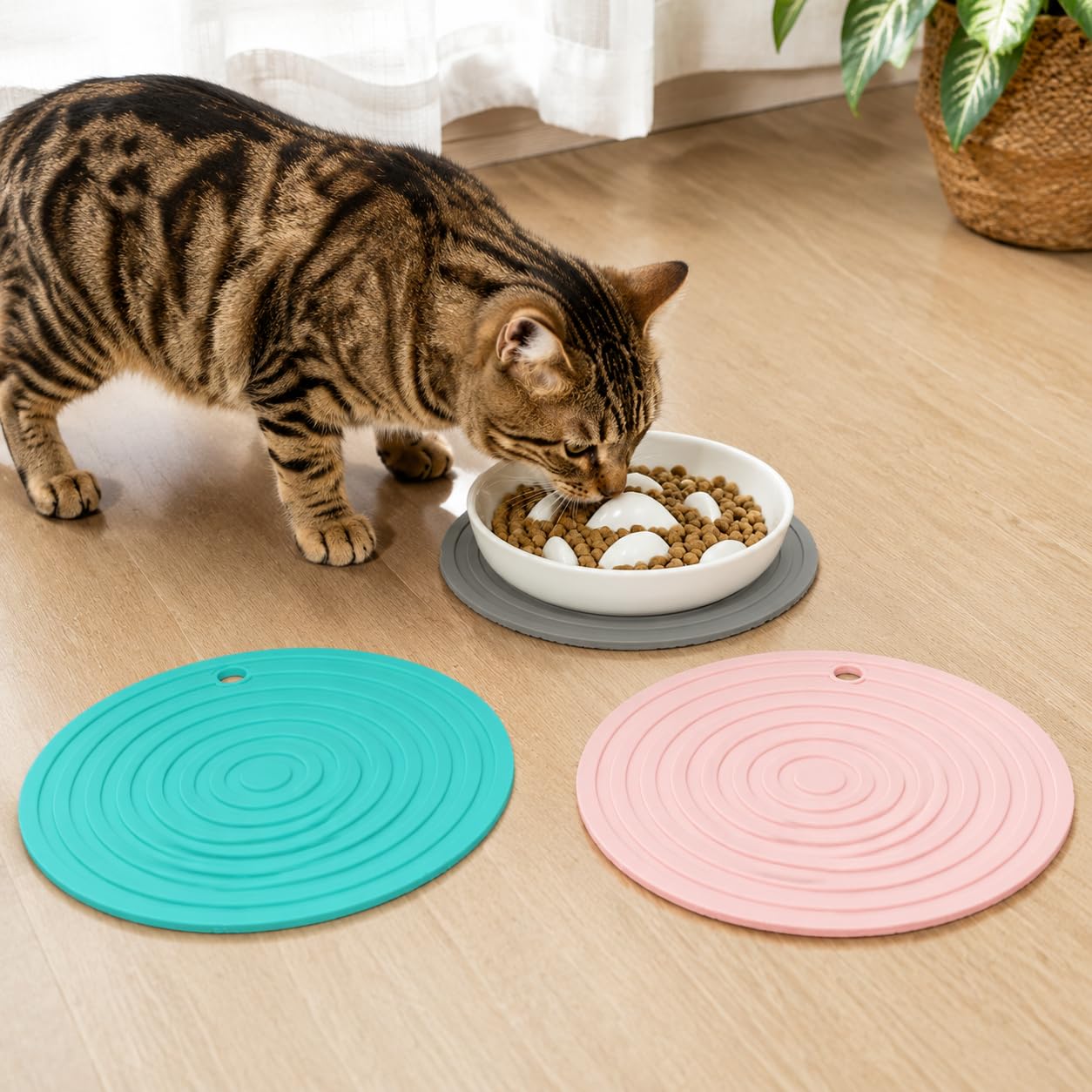 Tappetino Sottociotola per Cani e Gatti, Set 3 Pezzi in Silicone Antiscivolo Impermeabile, 2 x 16 cm e 1 x 18 cm, Base per Ciotole Cibo Acqua, Protezione Pavimento per Casa Viaggio e Campeggio