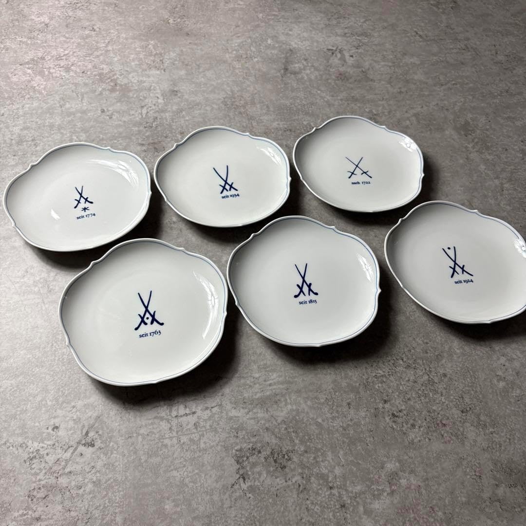 シェリー Shelley レア 希少 ストロベリー デインティシェイプのトリオ