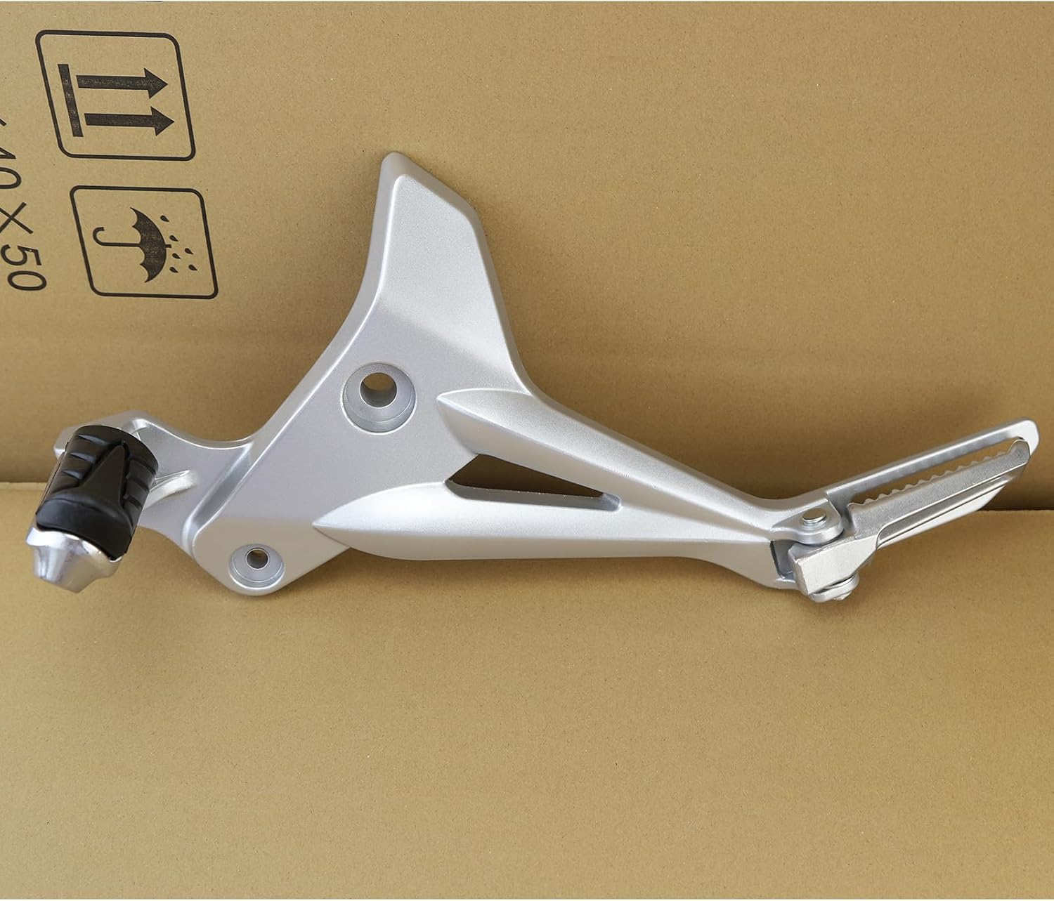 Minho 6061 High Strength Aluminum Alloy Motorcycle Footpegs Assembly Left Side Fit for 2013-2016 Honda Grom MSX 125 SF