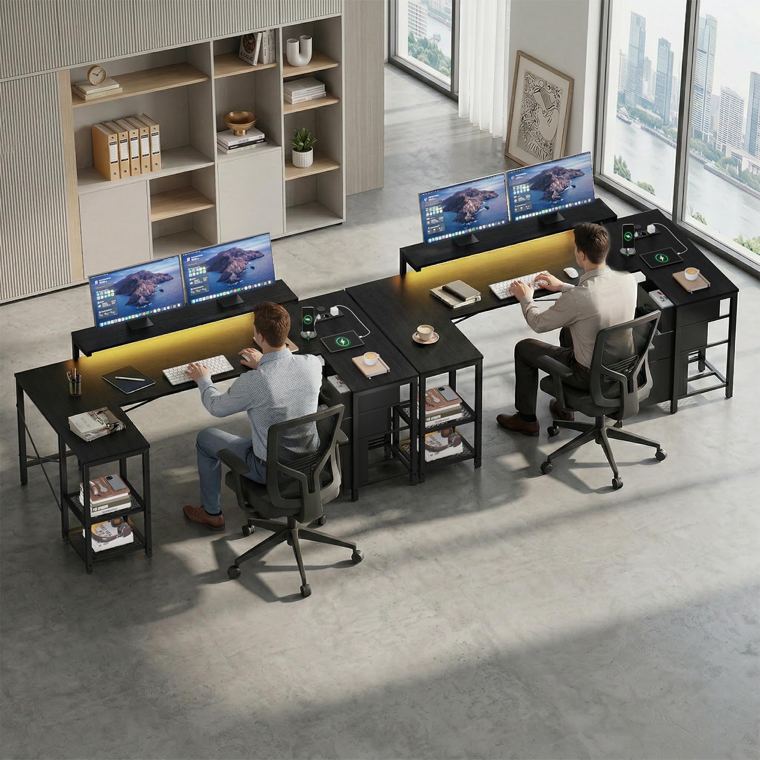 Devoko Scrivania Angolare 170x95 cm, Tavolo A L Da Gioco con 3 Cassetti, Illuminazione LED, Supporto Monitor, 2 Prese + 2 USB, Adatta per Ufficio/Studio, Ideale per Camere, Nera | Illuminazione RGB, Doppio Supporto Monitor, 3 Cassetti, Mensola Laterale, P