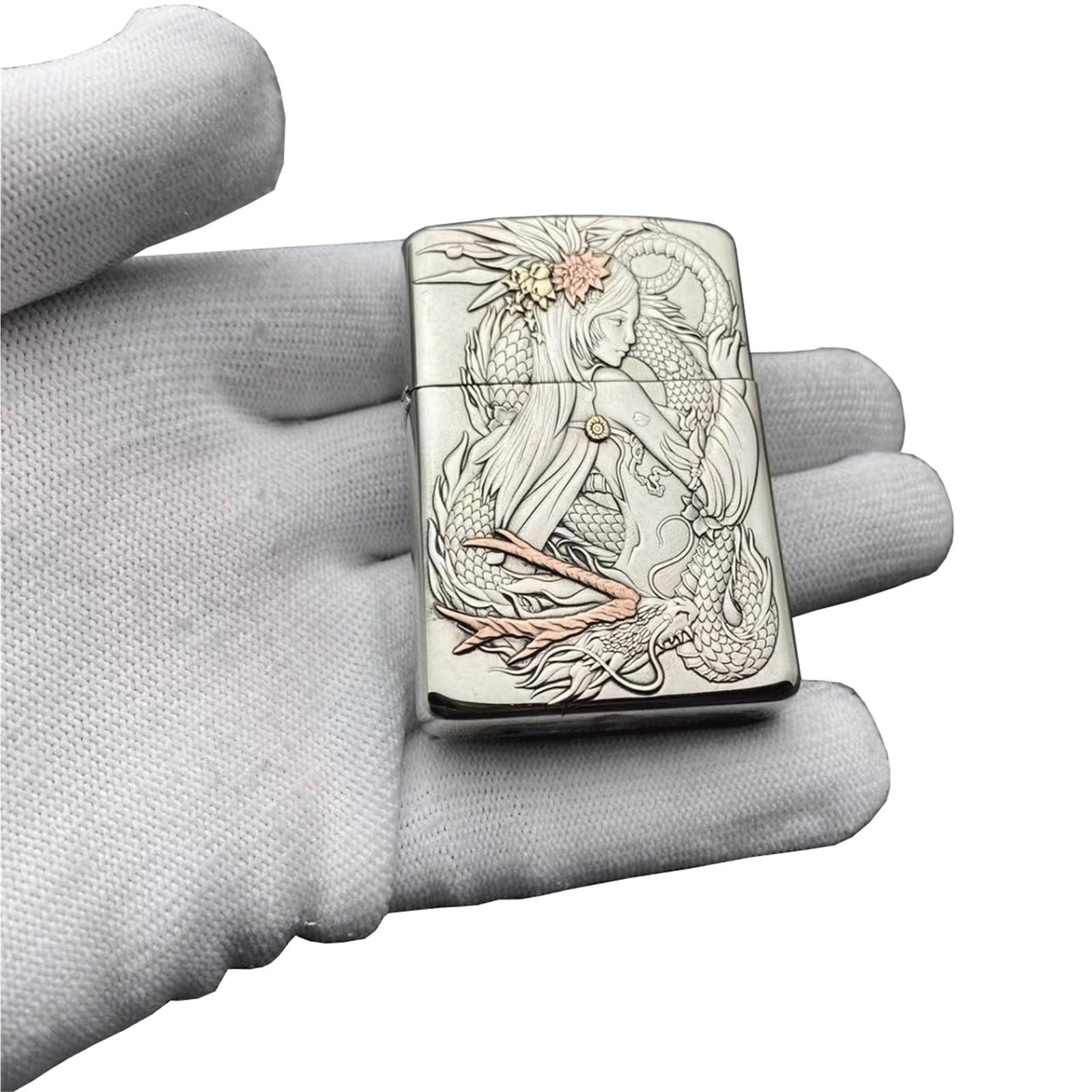 Handgefertigtes, Winddichtes Petroleumfeuerzeug Aus Weißem Kupfer Im Vintage-Stil, Doppelseitiges Relief, Schleifscheibenzündung, Geschenk for Männer, Väter Und Ehemänner
