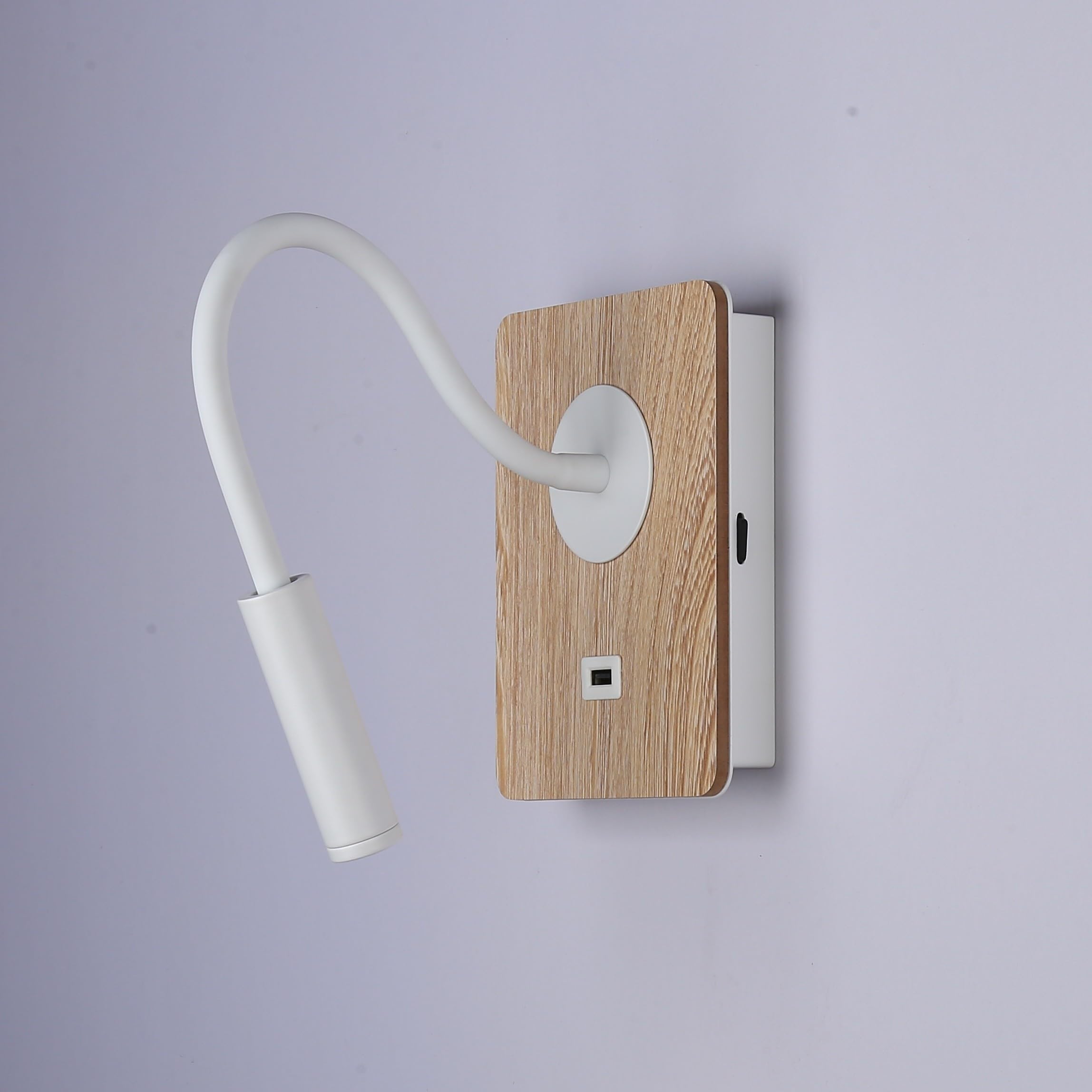 B·LED BARCELONA LED Wandleuchte aus Holz mit Schalter und Strahler, weiß, flexibel, warmweißes Licht, USB-Ladeanschluss zum Lesen, Bett, Nachttisch, Hotel