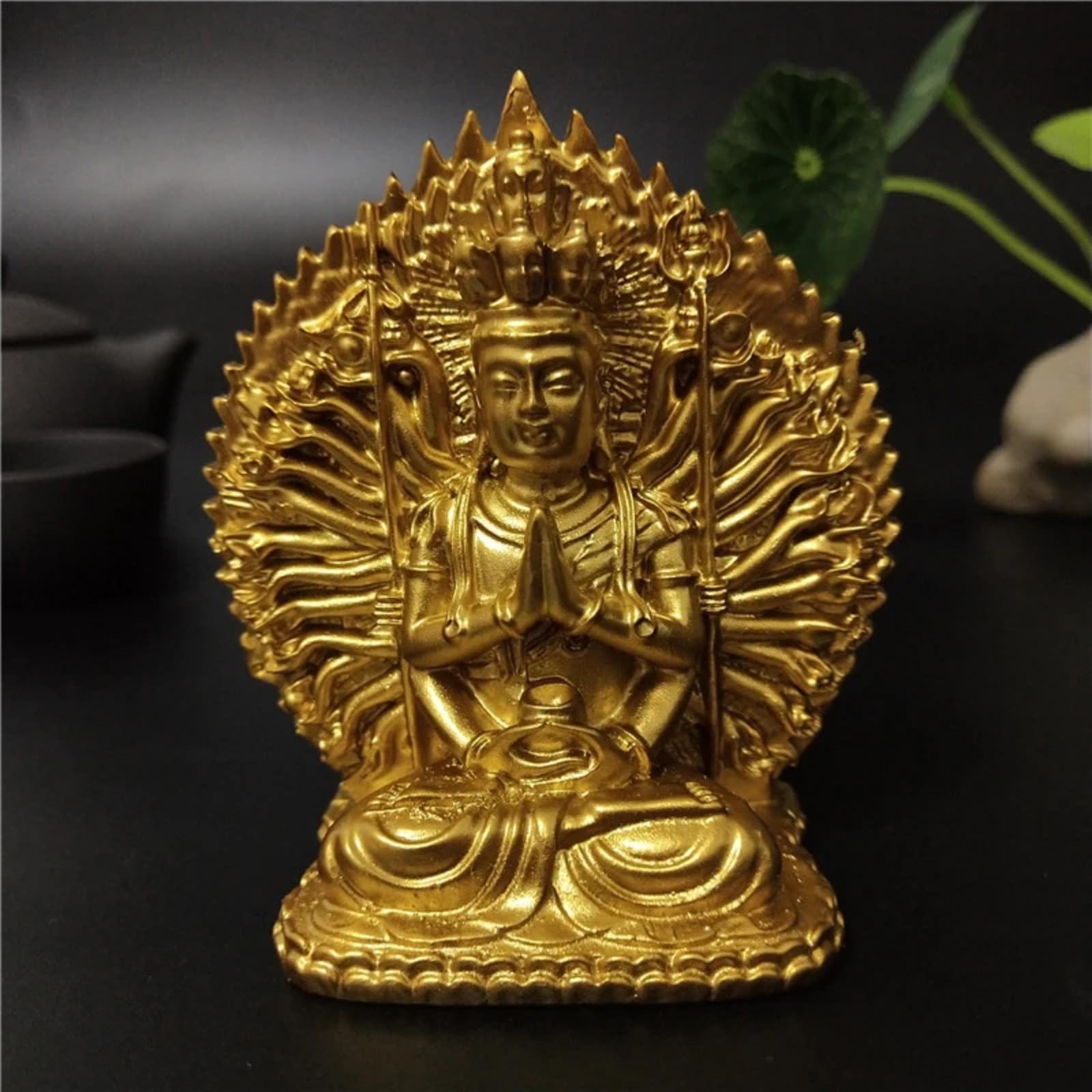 Statue de Bouddha Guan Yin mille mains 8cm sculpture FengShui bois decoration