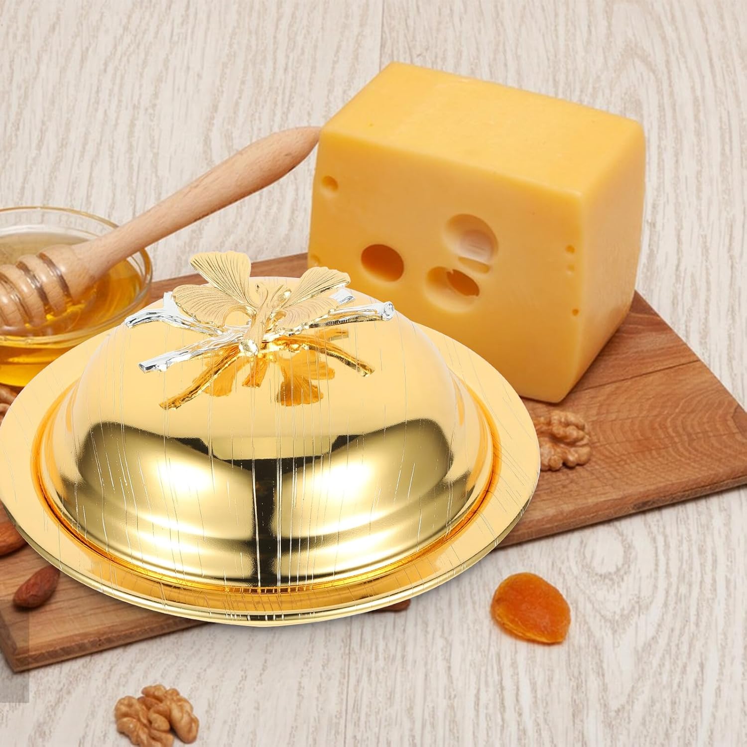 European Style Butter Dish with Lid Iron Butter Holder for Kitchen Tray Reusable and Compact Container for Home Party Banquet and Restaurant Use Gold Round