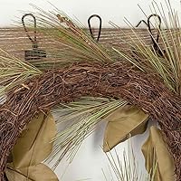 Vista 4 de Factory Direct Craft Corona de pino artificial de granada y hojas de magnolia para decoración del hogar, acentuación y exhibición