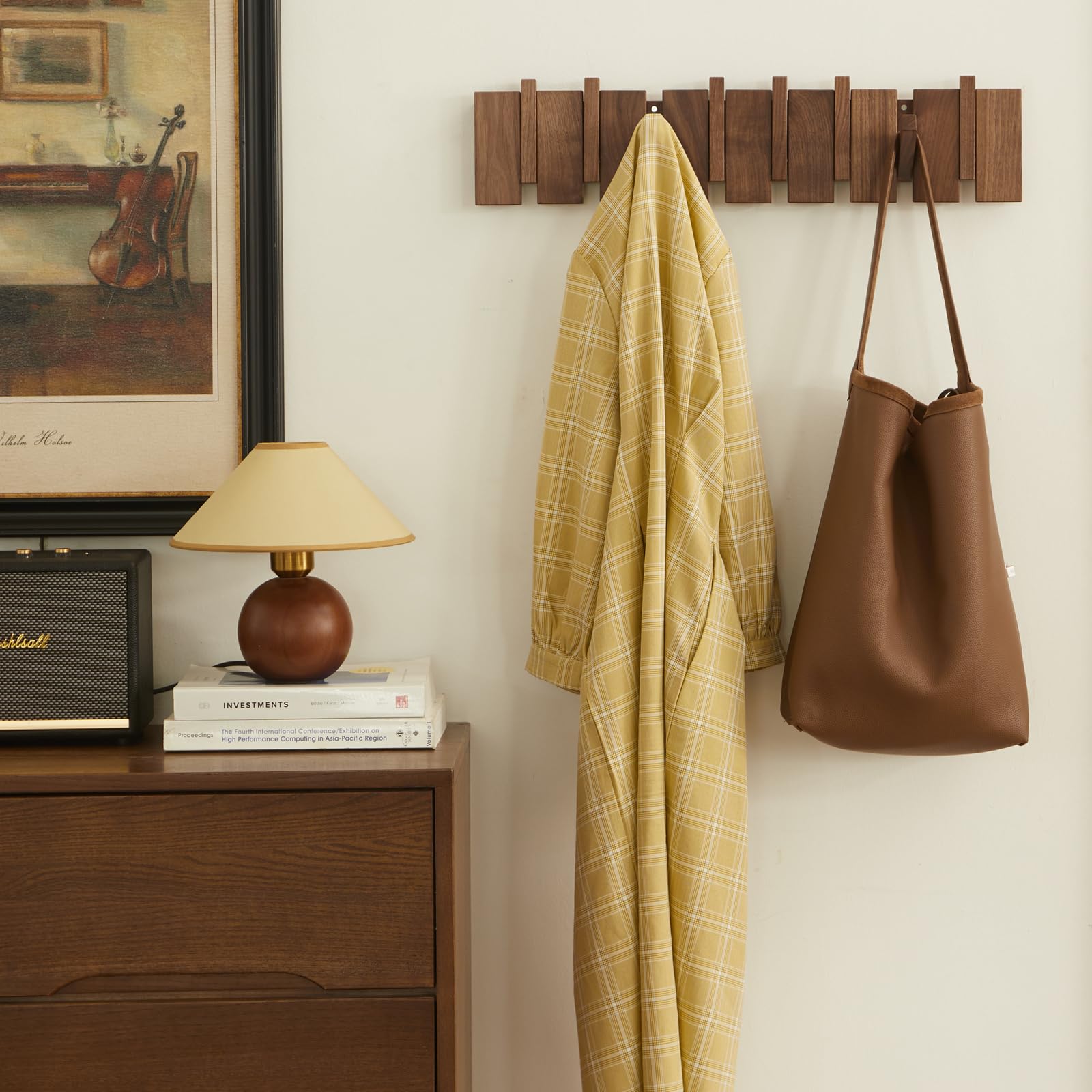 Walnut Abrasive Wall-Mounted Pipa-Shaped Coat Rack, Sturdy And