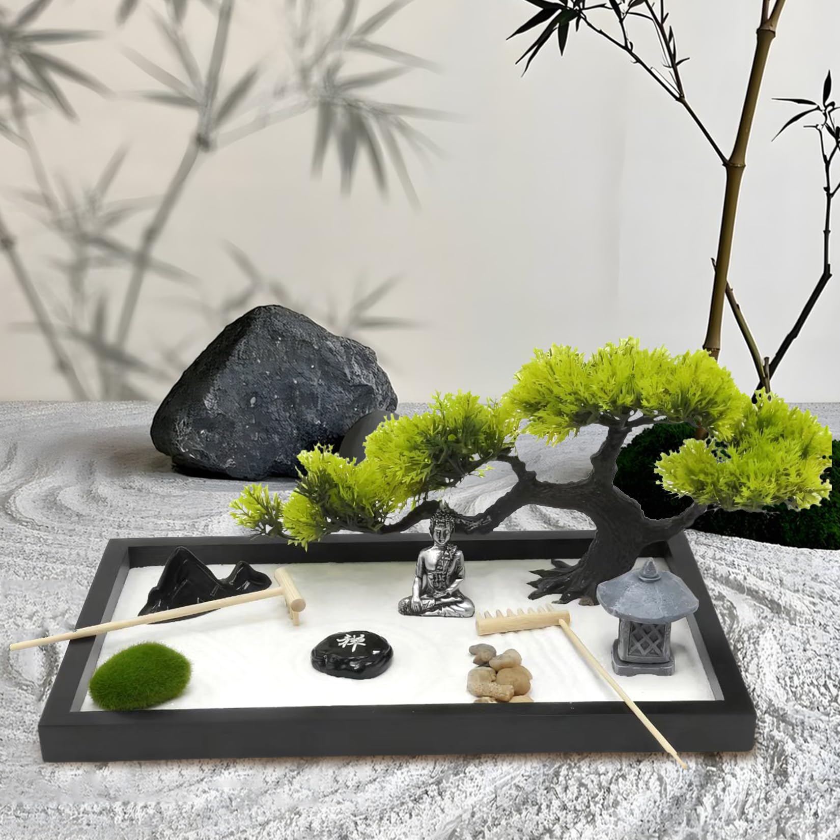 Giardino zen da tavolo in miniatura 12x8 pollici Contiene Statua Barra di spinta Sabbia Vassoio Pietre ecc Per la decorazione fai da te a casa o in ufficio come regali di meditazione