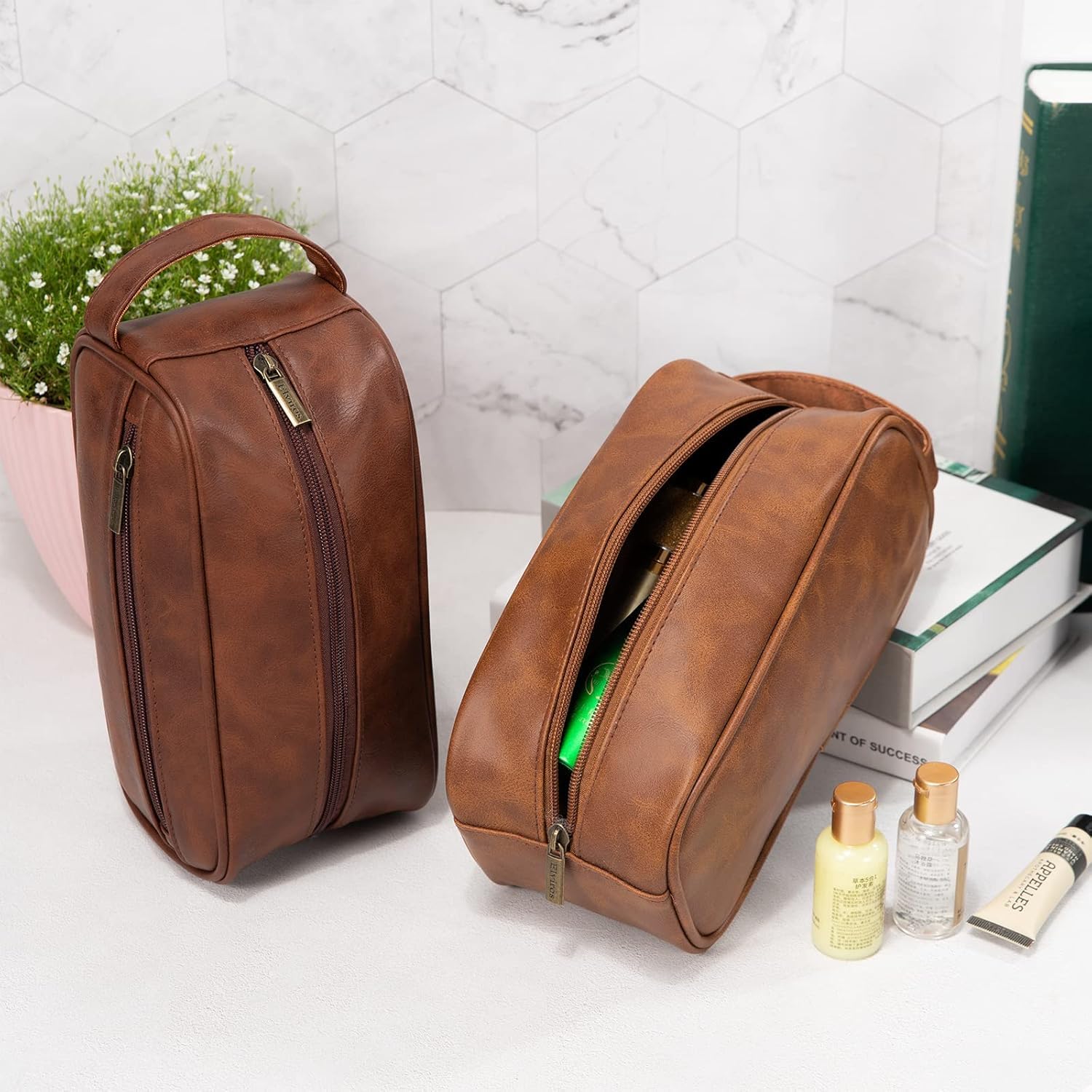 Personalized Leather Toiletry Bag For Men & Women Vintage Leather Dopp Kit Birthday Gift & Groomsmen Gift Handmade Travel Bag Organizer for Toiletries, Cosmetic, Shaving & Grooming Kit