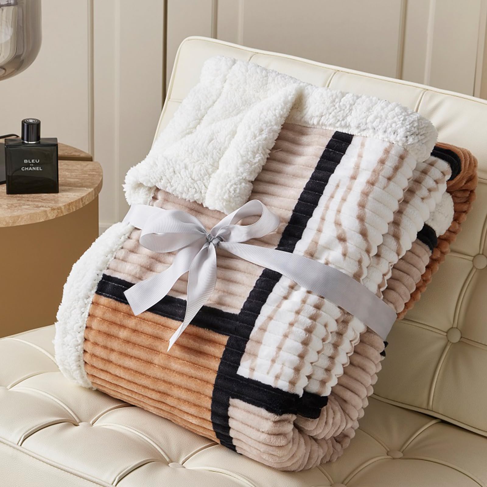 Gracelife Sherpa Fleece Throw Blanket for Couch, Soft and Cozy Twin, Warm Checkered Oversized 150 * 200cm Thick Fluffy Plush Reversible Plaid Blanket for All Seasons, Khaki — image 1