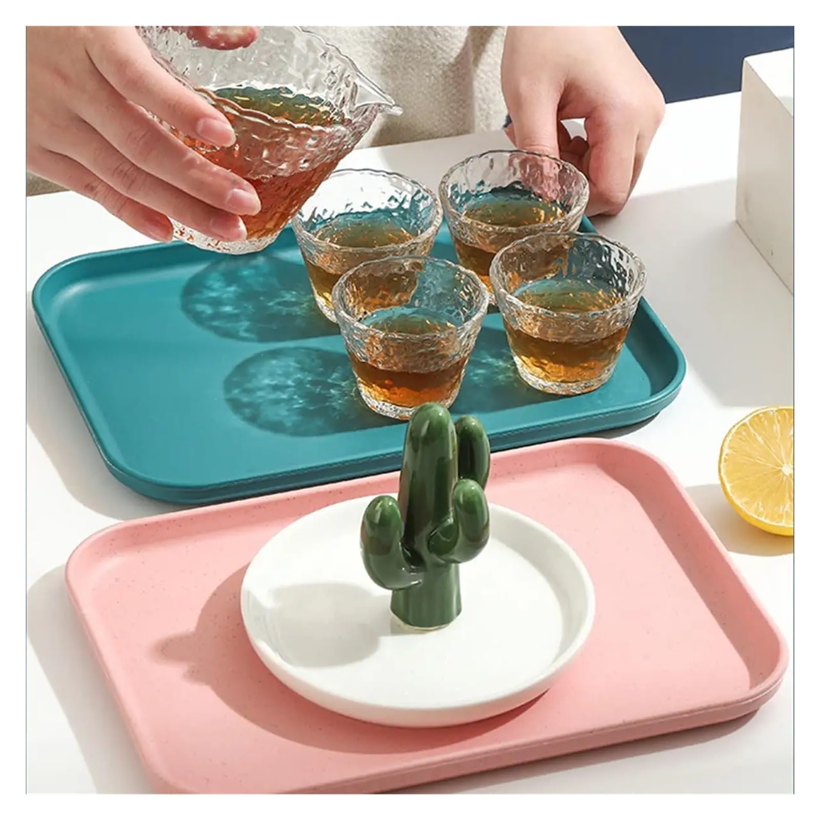 Bandeja grande de plástico oscuro, versátil para vino tinto, café, decoración del hogar, cocina y bar, ideal para presentaciones divertidas y elegantes