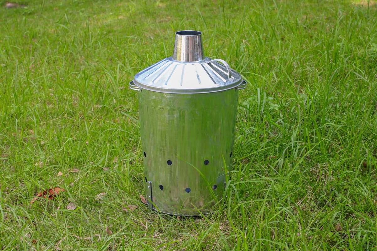 CrazyGadget® Small Medium Large Extra Large Galvanised Metal Incinerator Fire Burning Bin with Special Locking Lid (60 Litre) — view 6