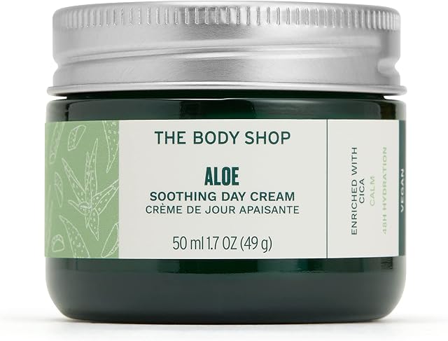 The Body Shop Aloe Soothing Crème de jour pour la peau sensible & Crème naturelle du visage 48hr Hydratation, 50ML