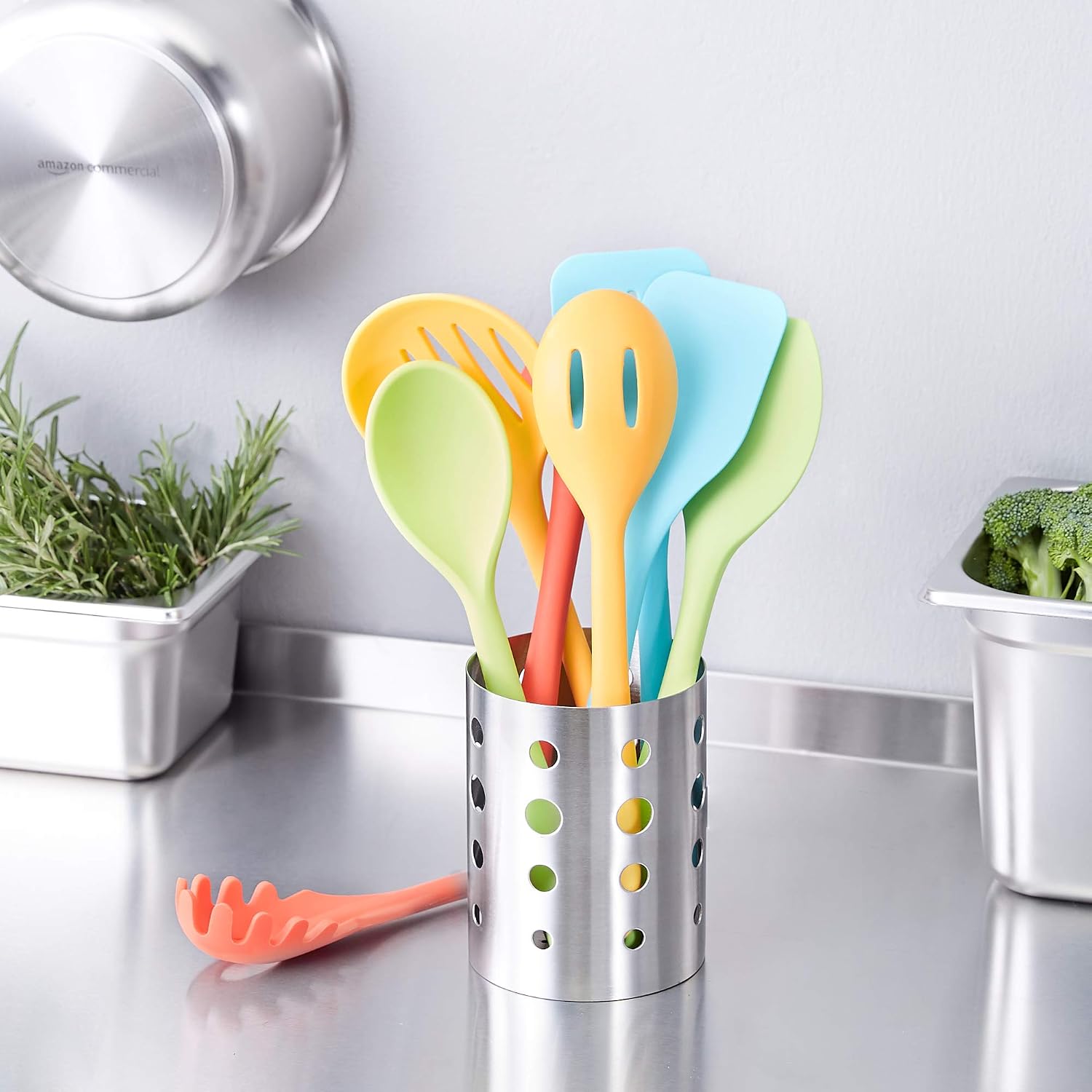 AmazonCommercial Non-Stick Heat Resistant Silicone Cooking Utensil Set, Set of 8 Utensils, Multicolor