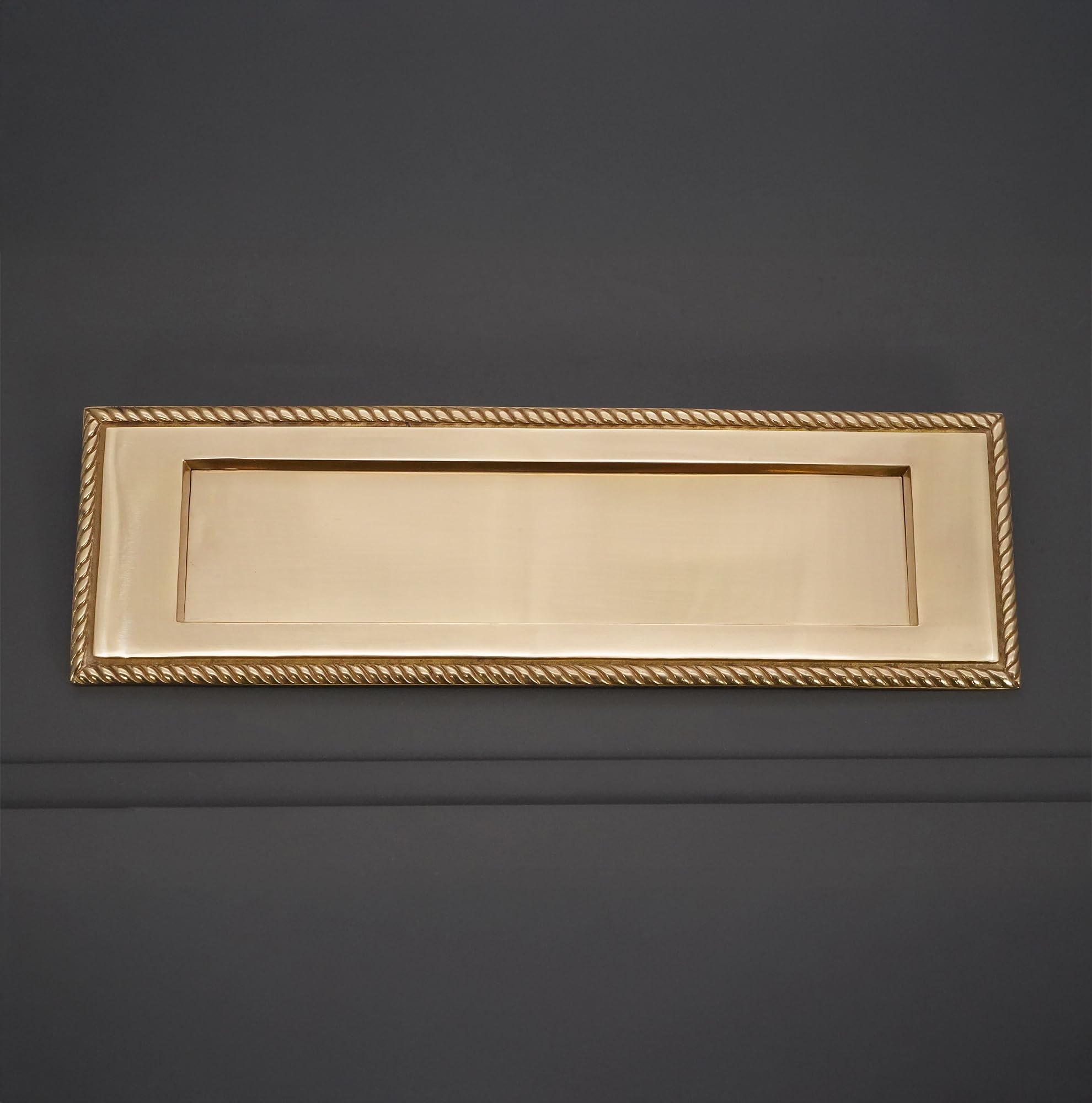 Plaque aux lettres géorgiennes en laiton massif poli 25,4 x 7,6 cm