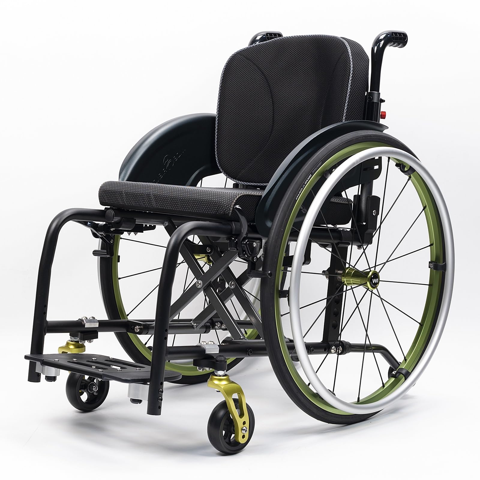 Silla de ruedas manual ligera, silla de ruedas deportiva ultraligera portátil todo terreno, silla de ruedas plegable, sillas de ruedas de transporte con antivuelco(B,40cm/15.7in)