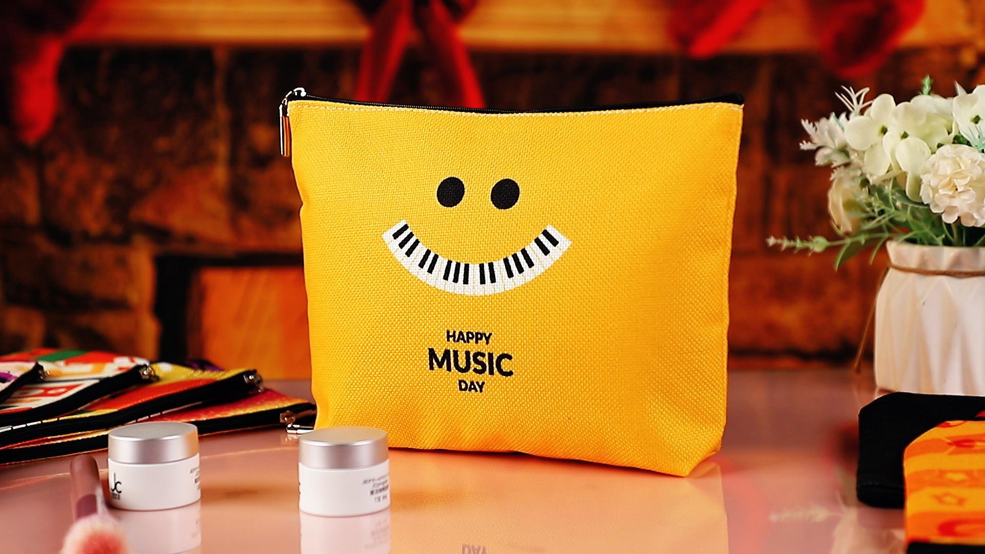 Kytpyi Pochette Maquillage Thème Musical – Trousse Toilette Impression 3D Festival Concert – Lin & Polyester 25x18 Cm