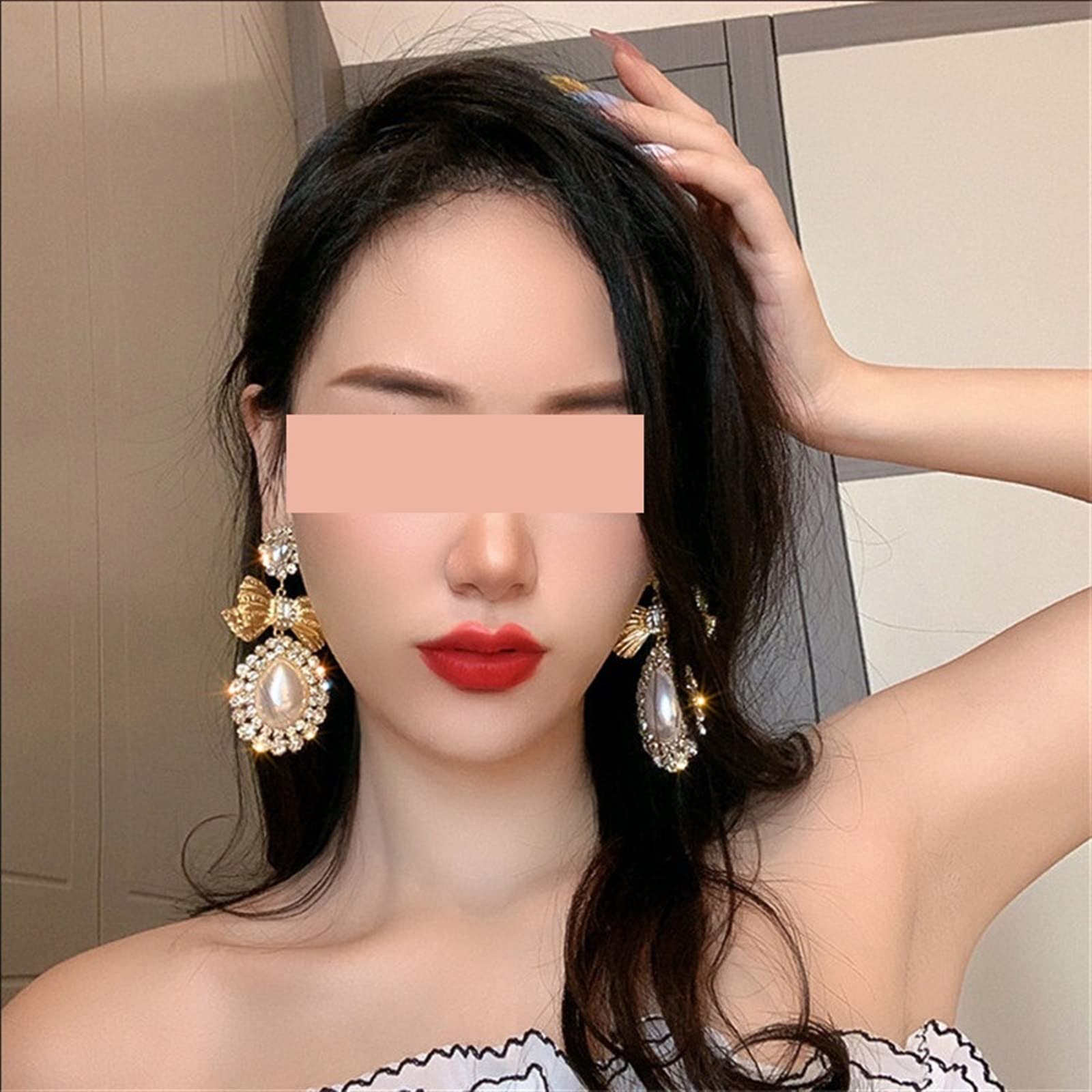 HJMMHX Damen-Ohrringe, Vintage-Goldfarben, Schleife, Kristall-Ohrringe für Frauen, Wassertropfen, baumelnde Ohrringe, Schmuck